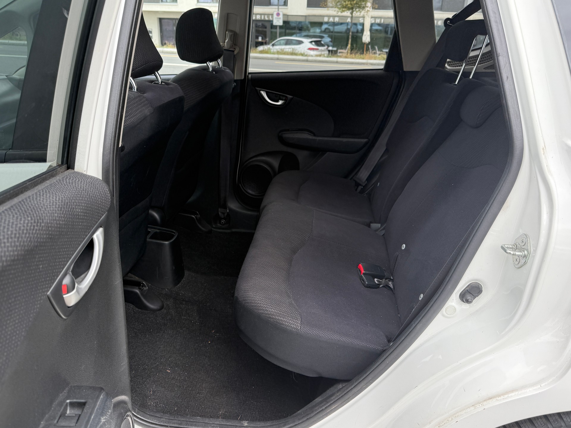 HONDA Jazz 1.3i Hybrid Comfort CVT - Automatique - Nouvelle Expertise : 22.10.2026 - Grand Service Fait à Jour - 104 g/km Rabais Taxe-image-22