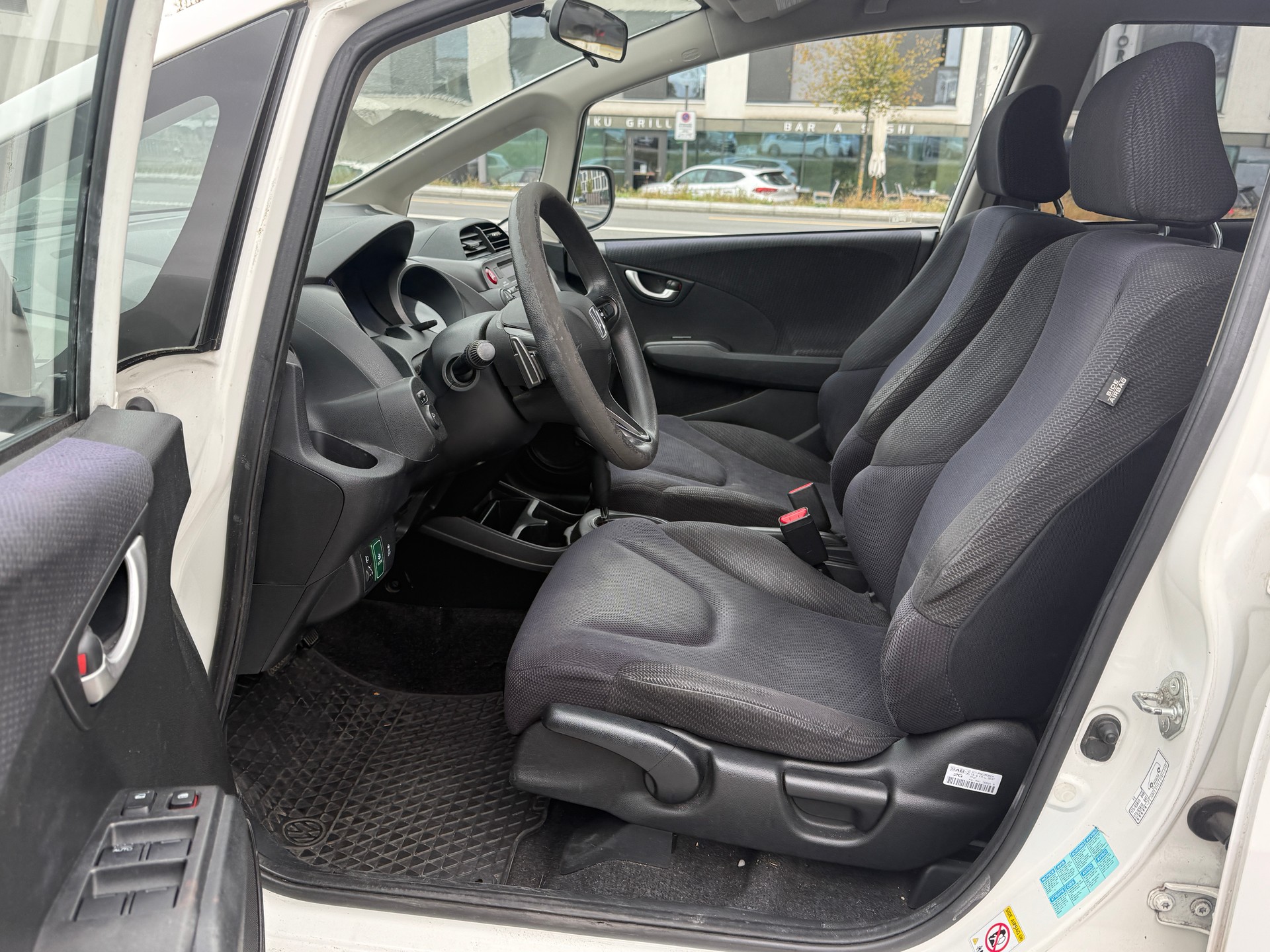 HONDA Jazz 1.3i Hybrid Comfort CVT - Automatique - Nouvelle Expertise : 22.10.2026 - Grand Service Fait à Jour - 104 g/km Rabais Taxe-image-20