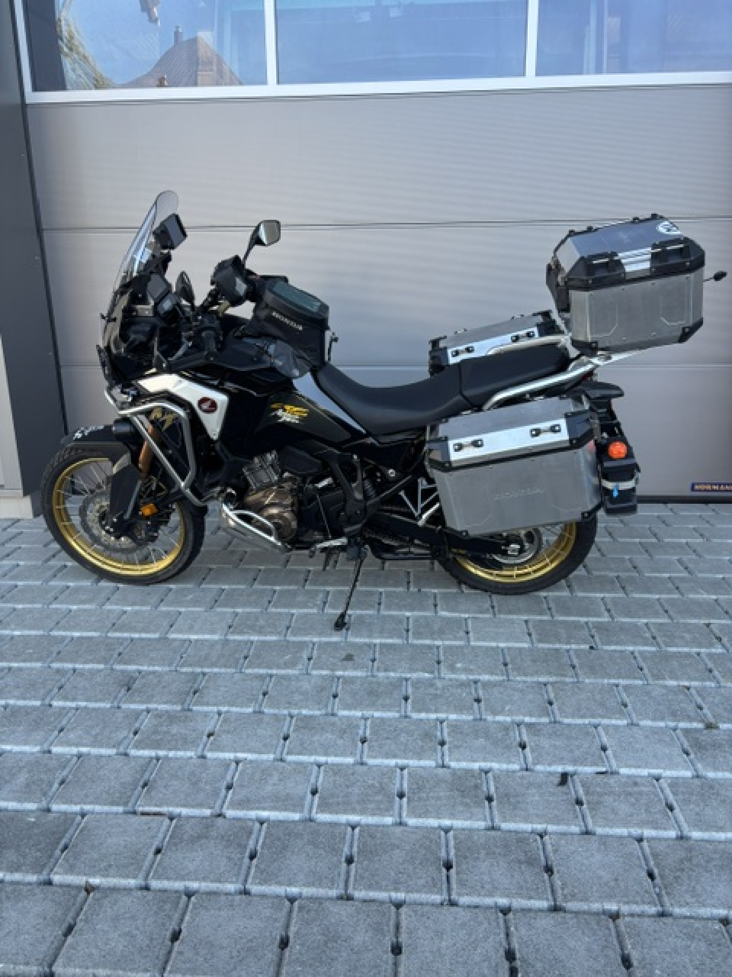 HONDA CRF 1100 L Africa Twin Adventure Sports-image-2