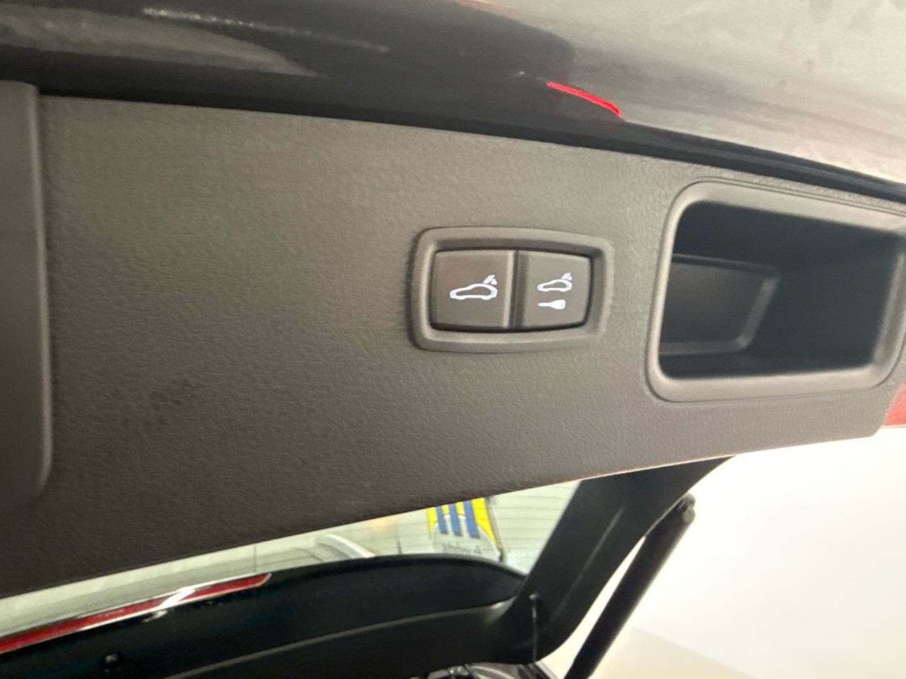 PORSCHE Macan S PDK-image-11