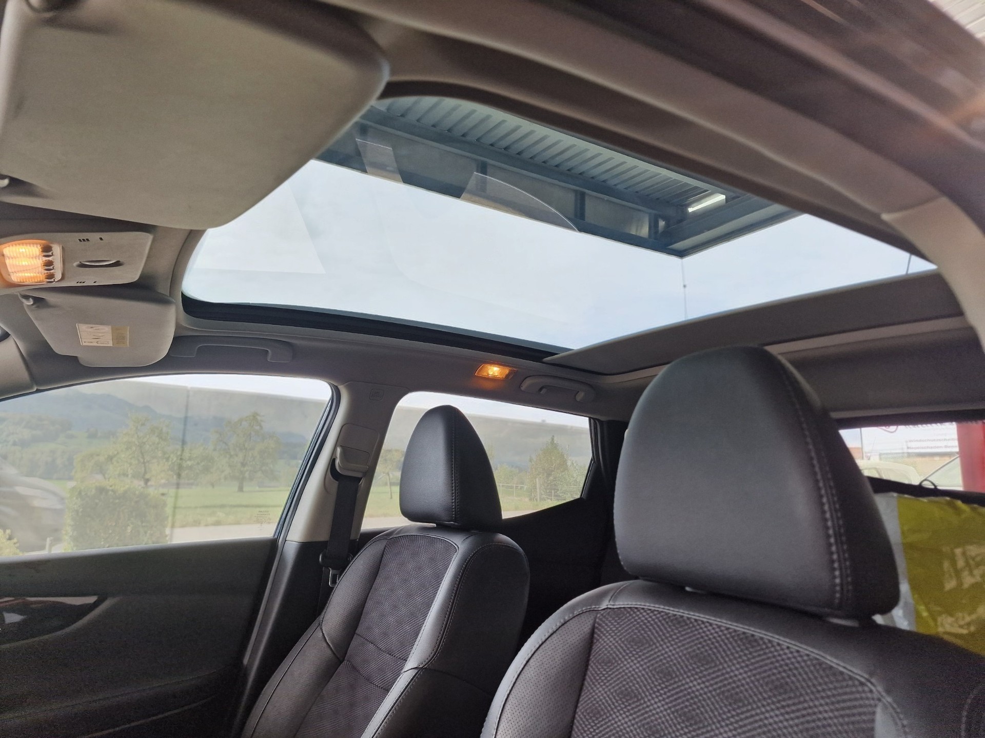 NISSAN Qashqai 1.6 DIG-T tekna 8xBereift 12Mt Gara-image-10