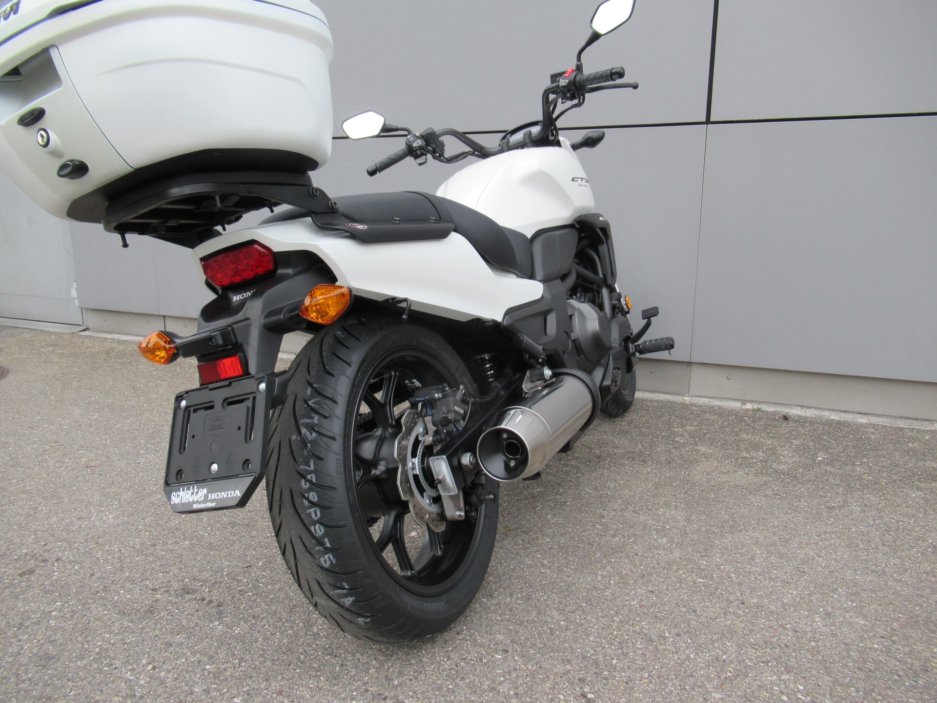 HONDA Naked-image-3