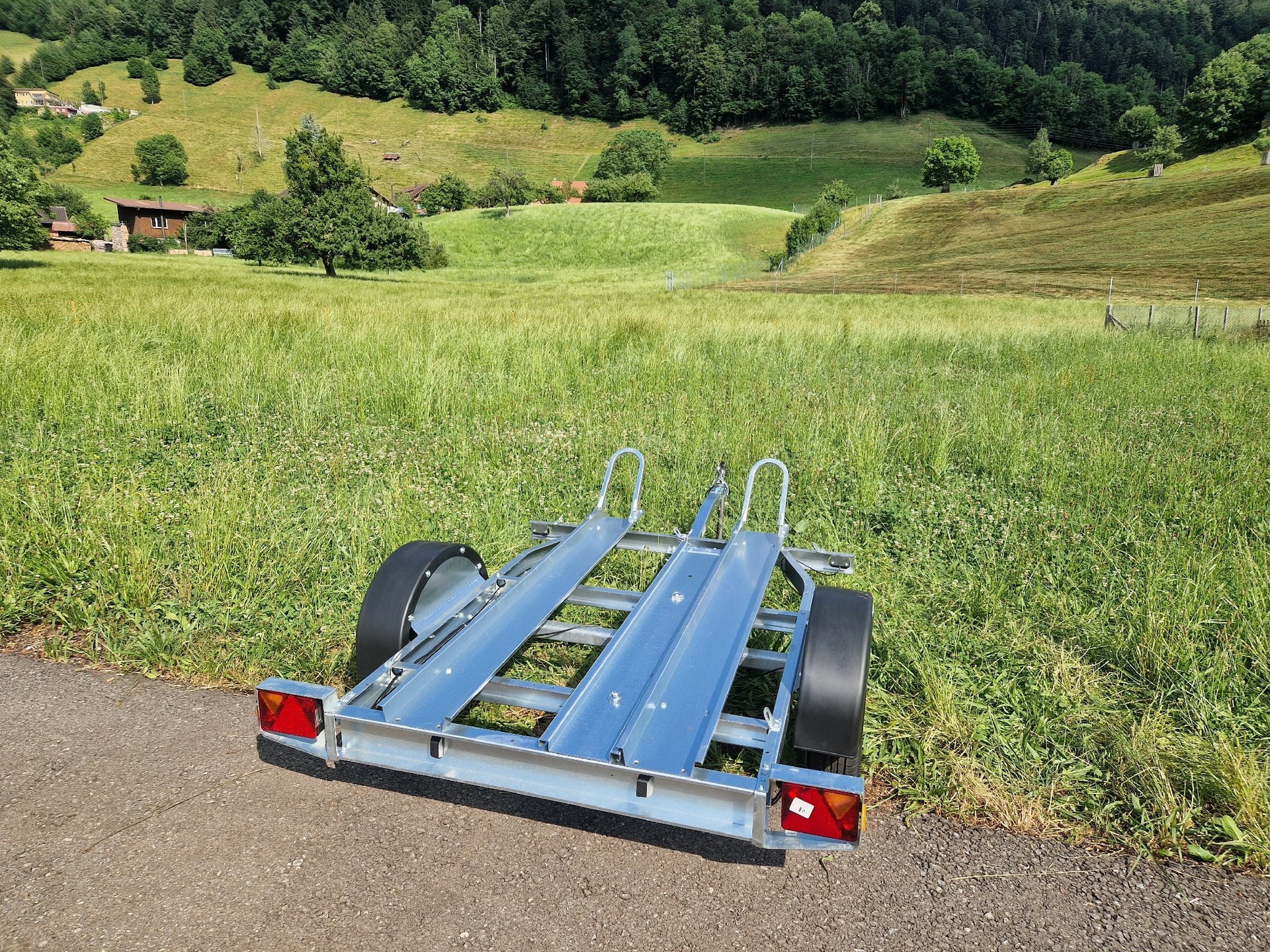 NEPTUN GN064 Moto 750kg L2250 B1300-image-2