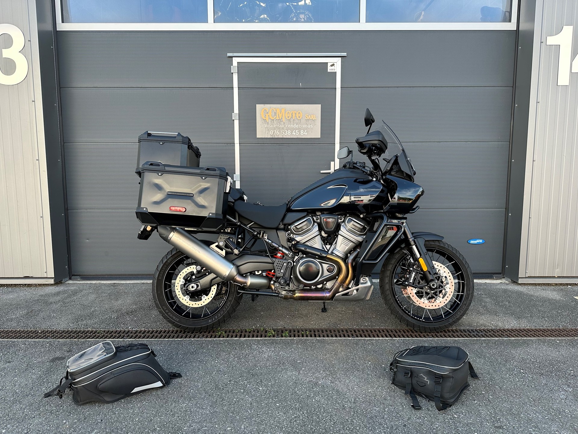 HARLEY-DAVIDSON RA Pan America 1250 Special-image-0