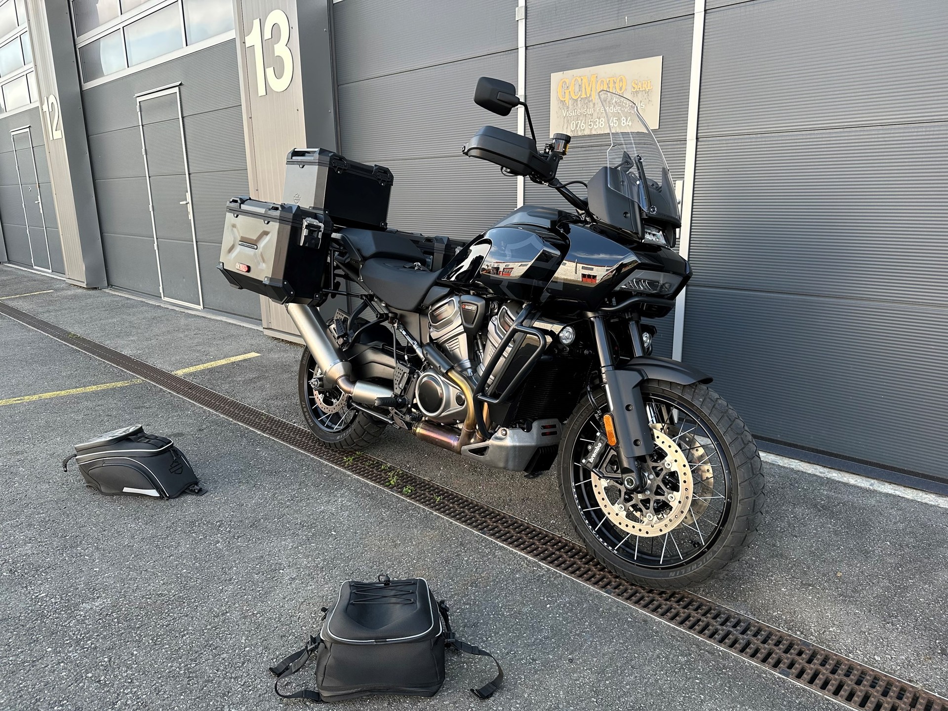 HARLEY-DAVIDSON RA Pan America 1250 Special-image-1