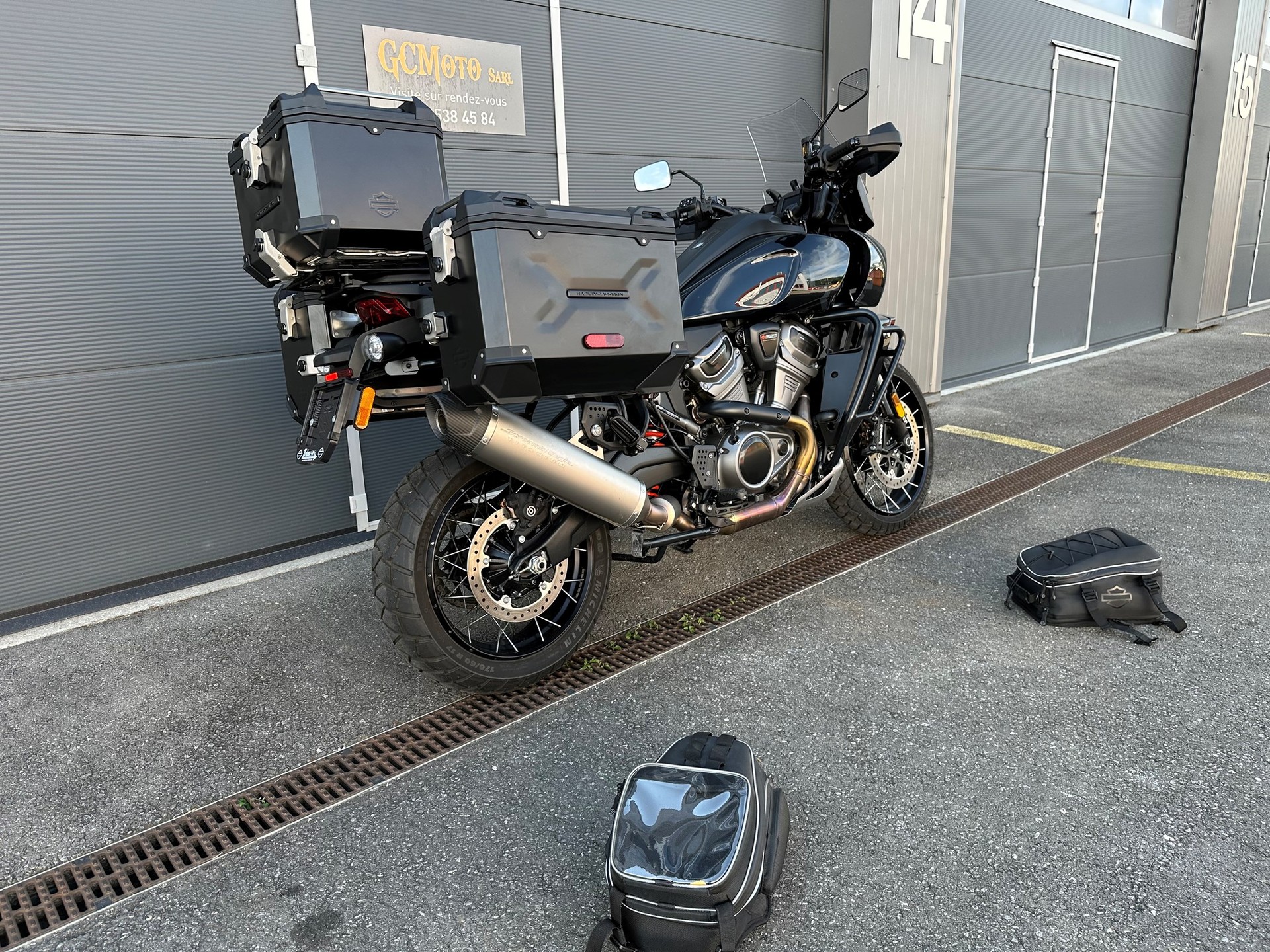 HARLEY-DAVIDSON RA Pan America 1250 Special-image-2