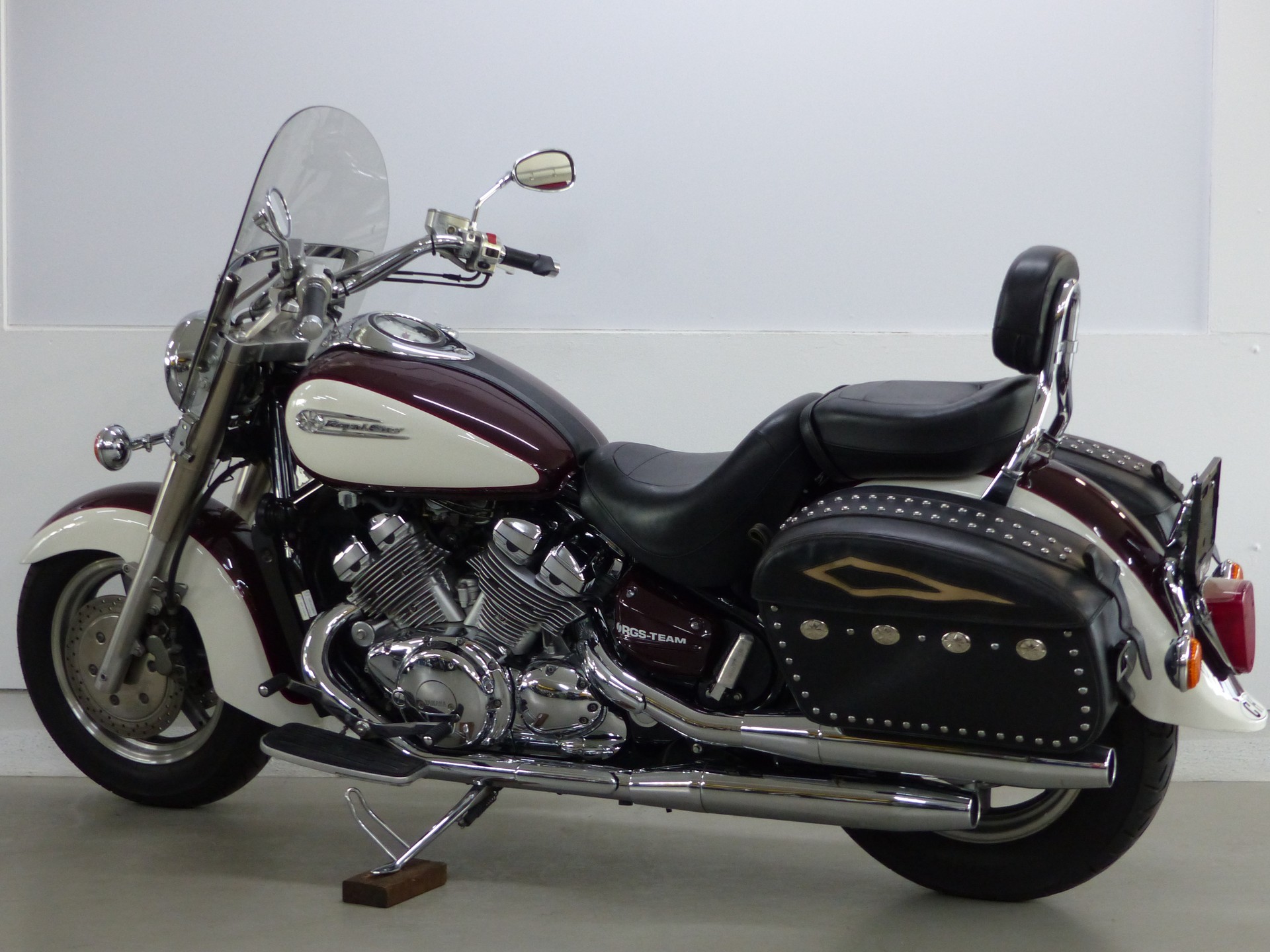 YAMAHA XVZ 1300 A Royal Star-image-3