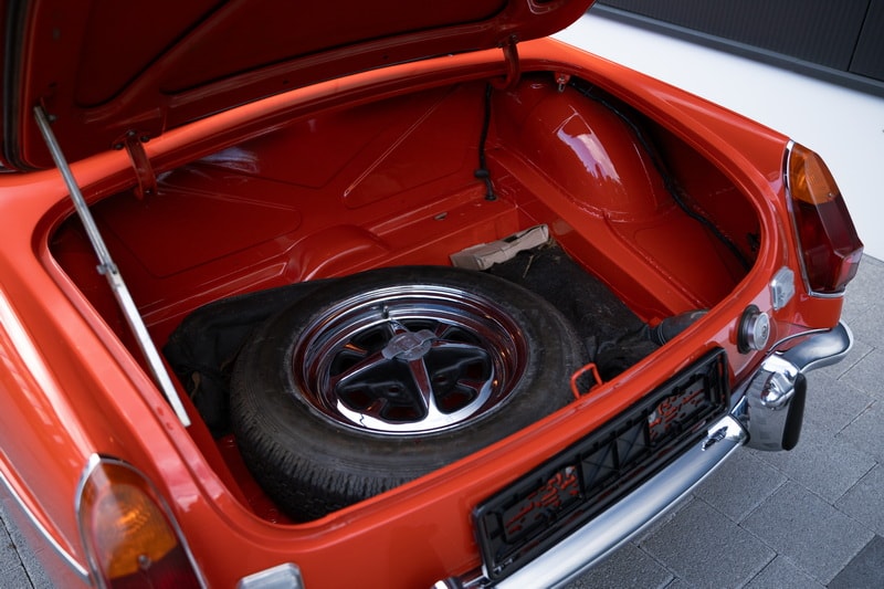 MG MGB-image-14