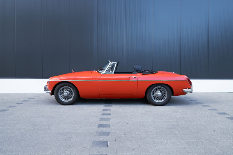 MG MGB-image-1
