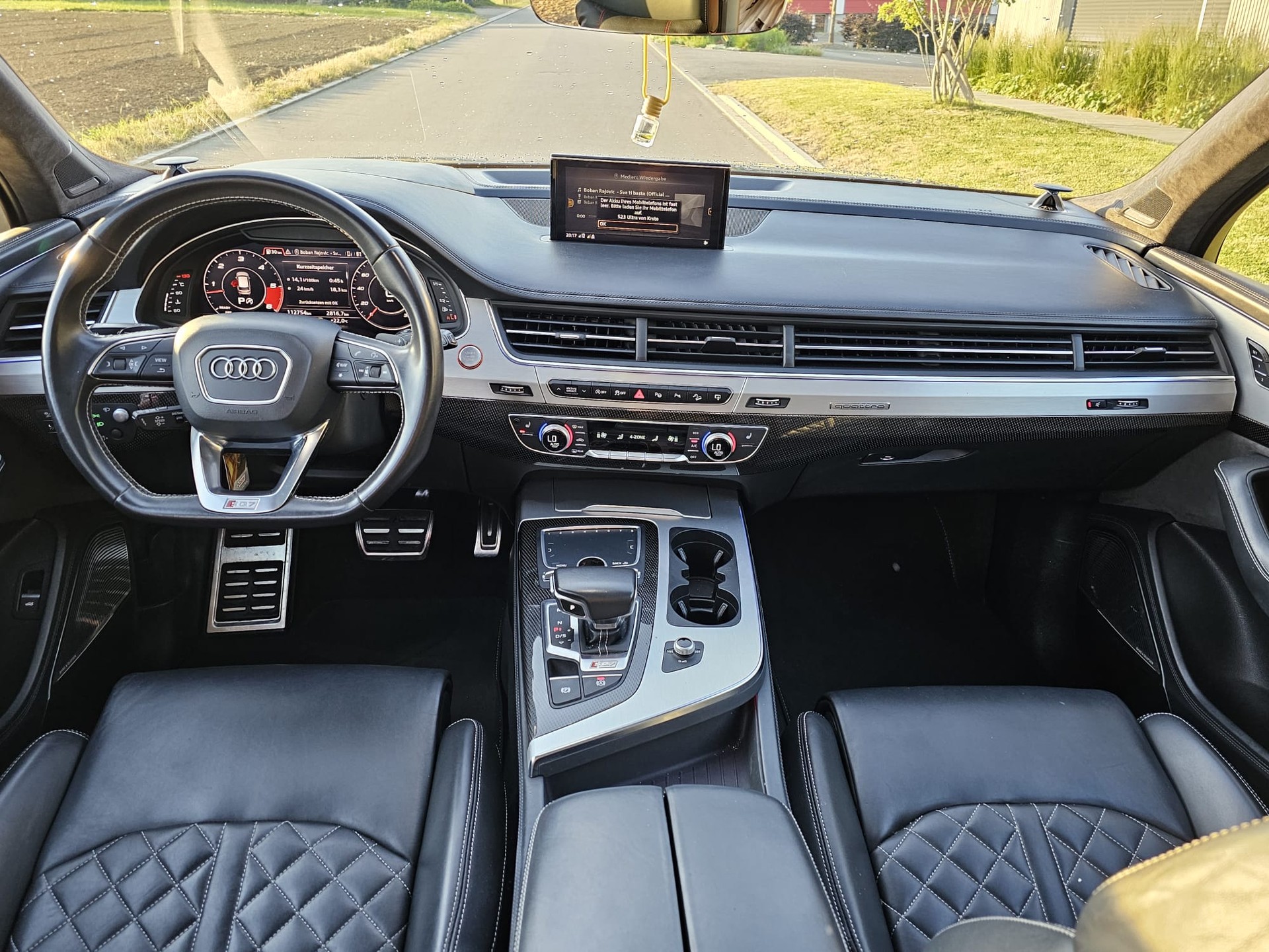 AUDI SQ7 4.0 TDI quattro tiptronic-image-7