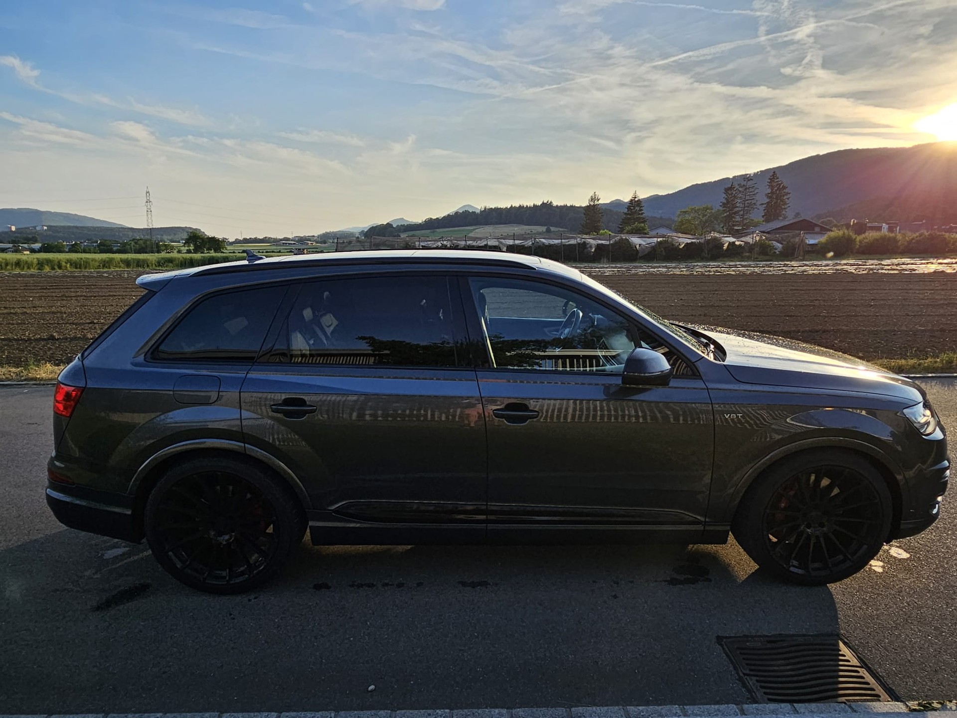 AUDI SQ7 4.0 TDI quattro tiptronic-image-4