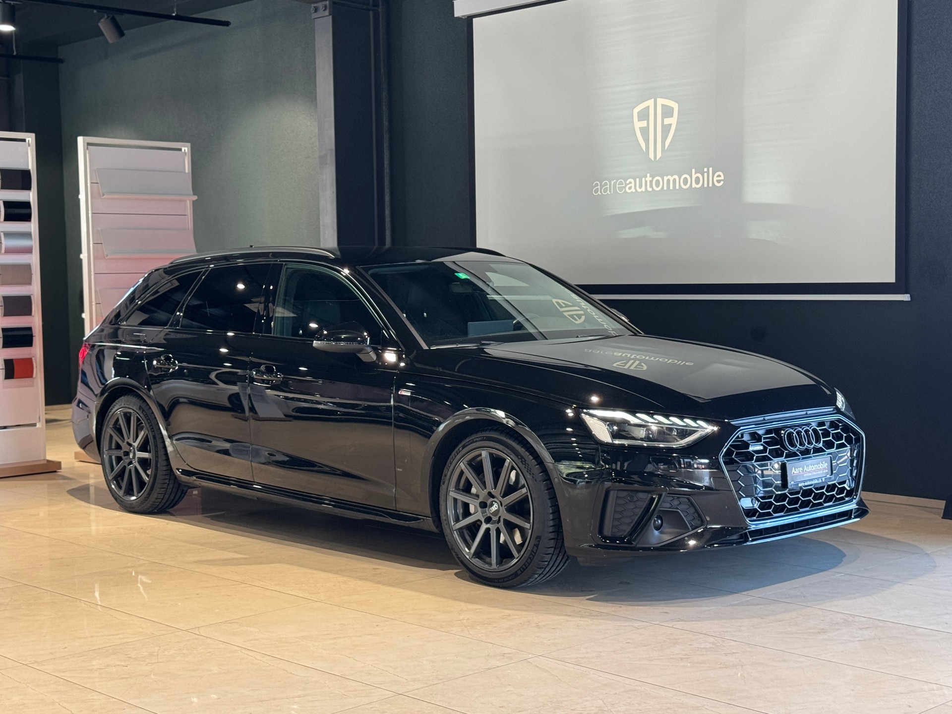 AUDI A4 Avant 40 TDI S line Attraction quattro S-tronic