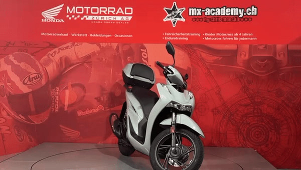 HONDA SH 125 *Neufahrzeug* *Falcon Grey*