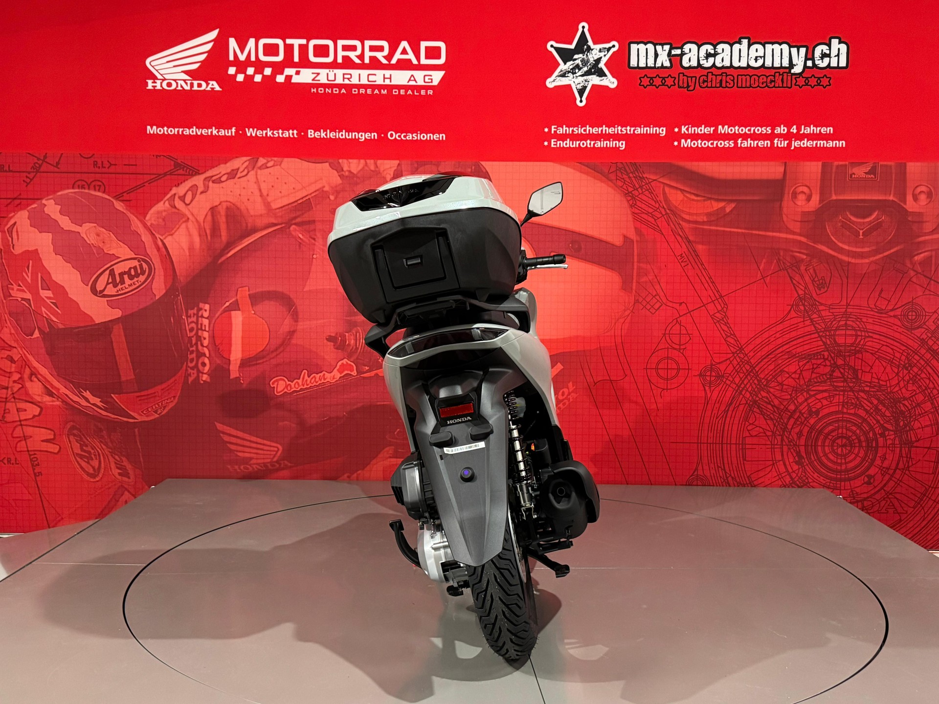 HONDA SH 125 *Neufahrzeug* *Falcon Grey*-image-7