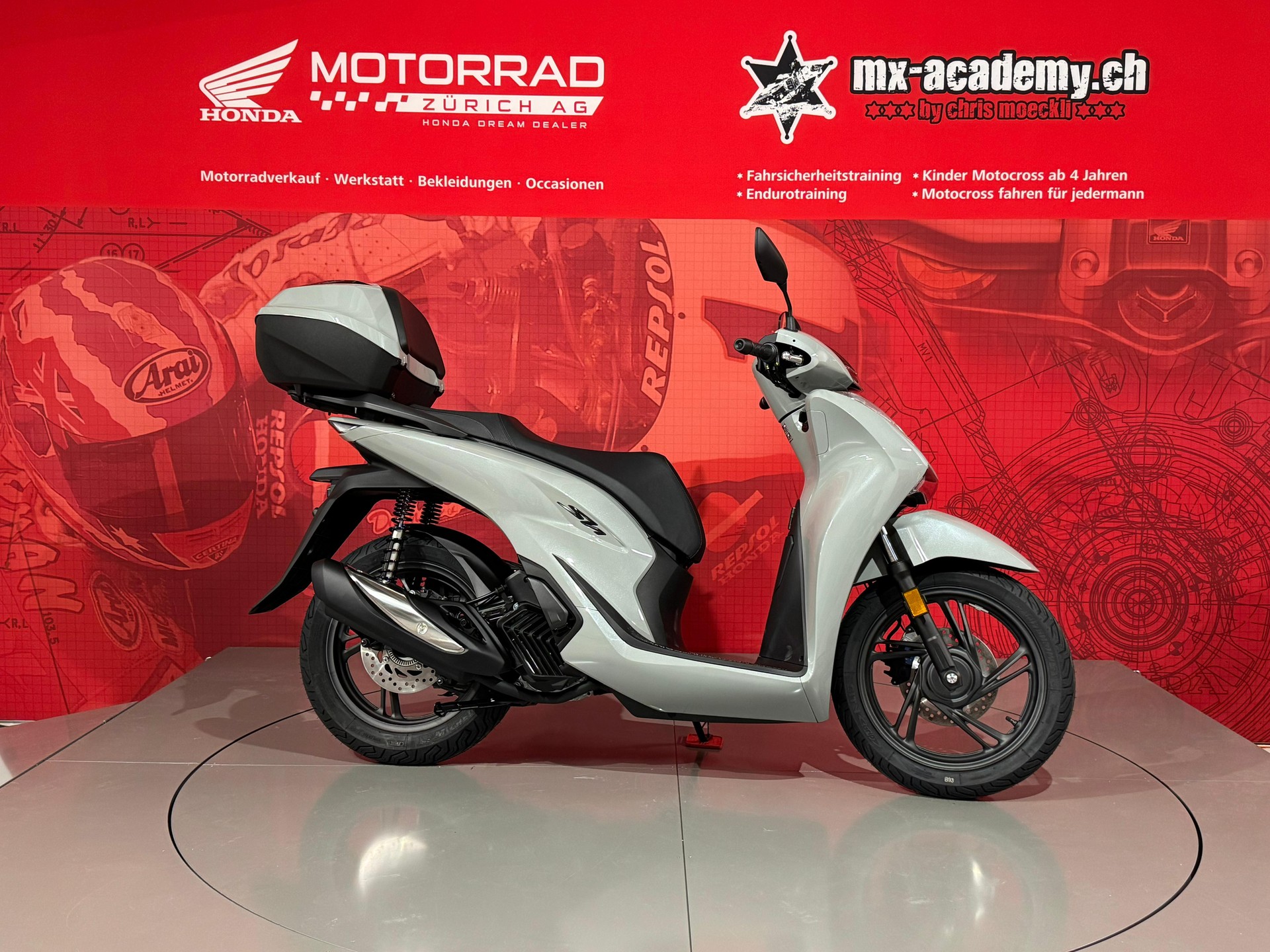 HONDA SH 125 *Neufahrzeug* *Falcon Grey*-image-1