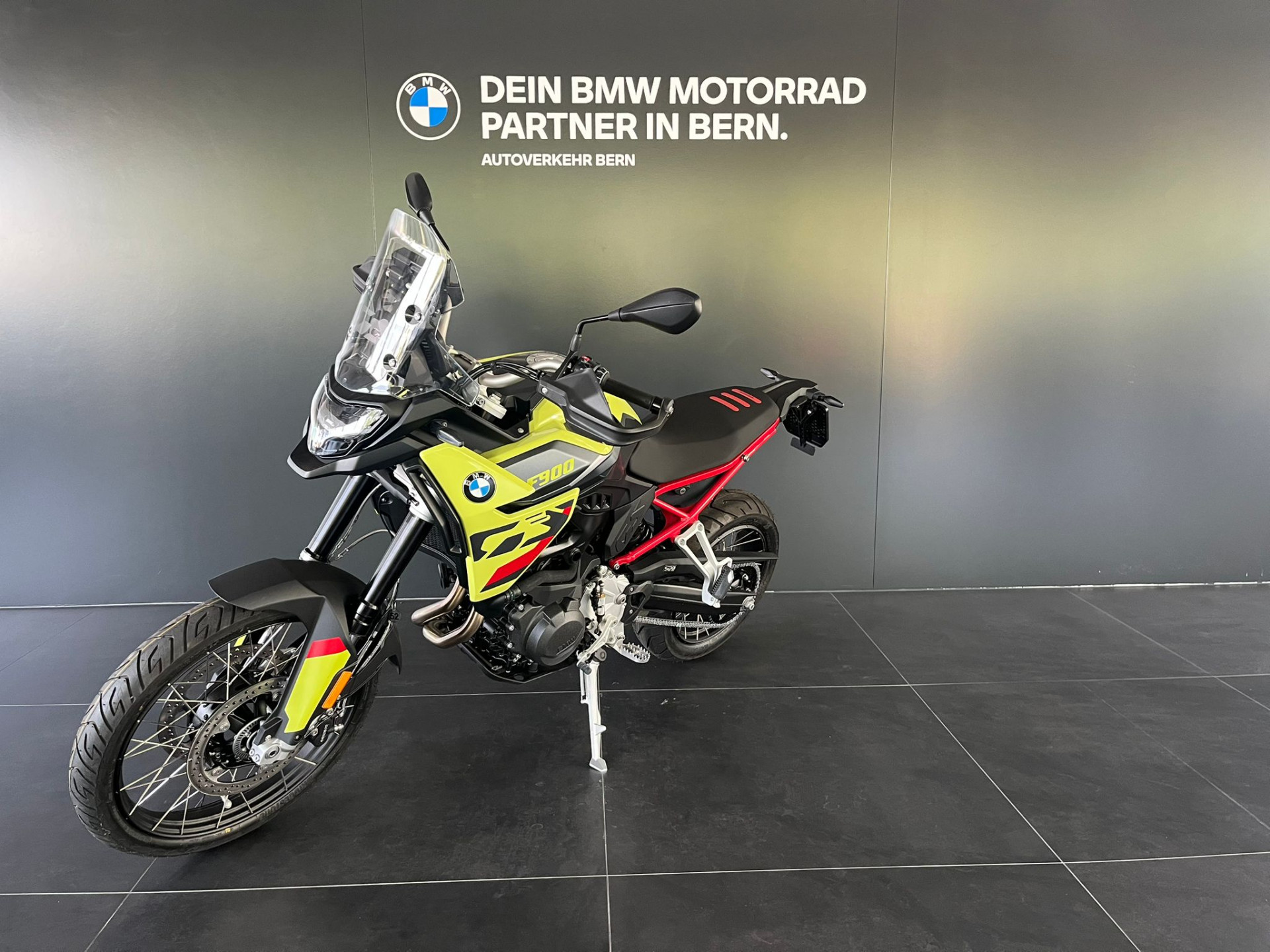 BMW F 900 GS-image-3