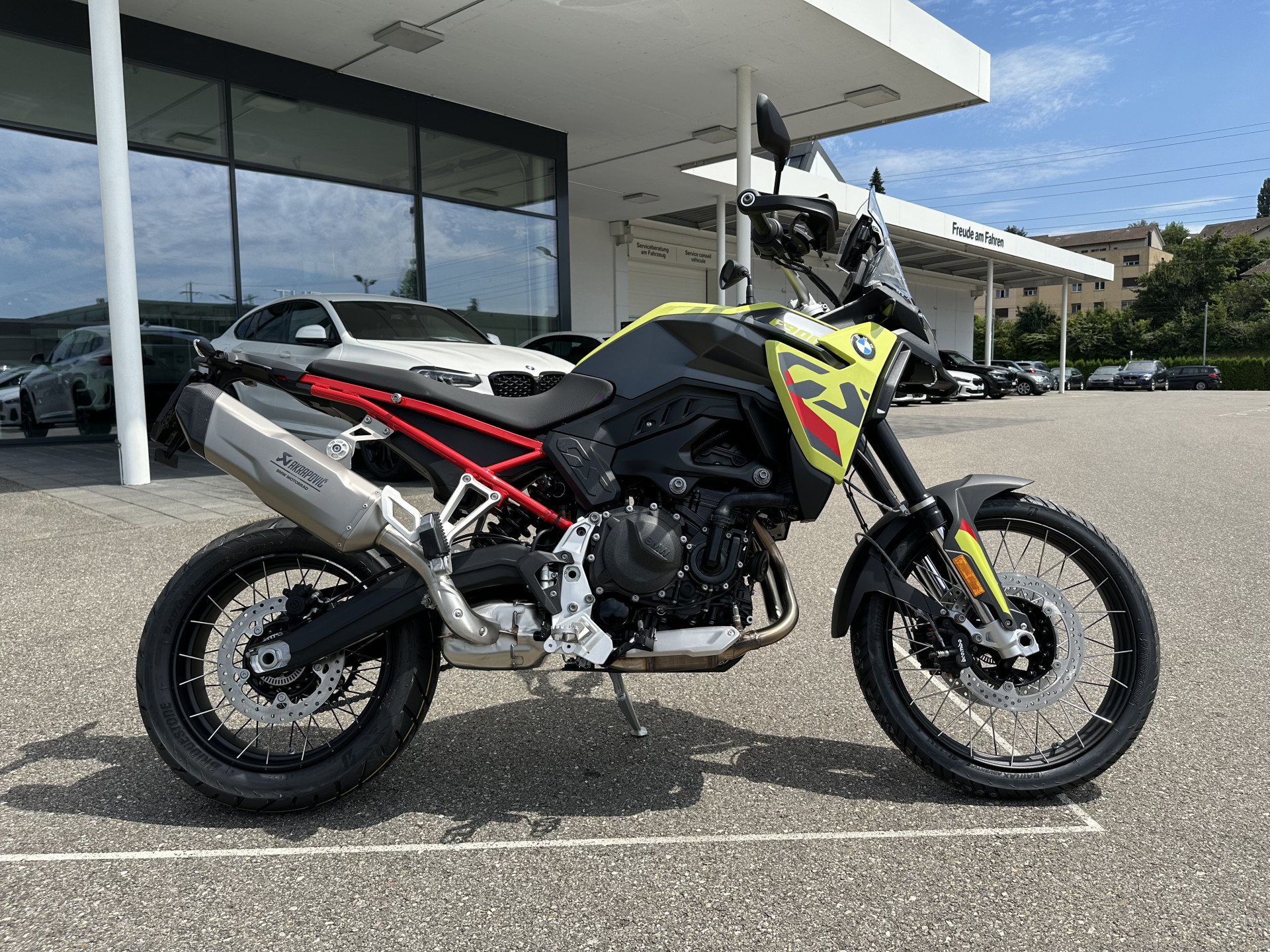 BMW F 900 GS-image-10