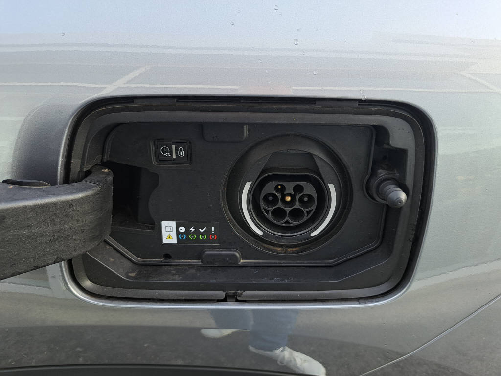 CITROEN C5 Aircross 1.6 PHEV 225cv Swiss Edition-image-13