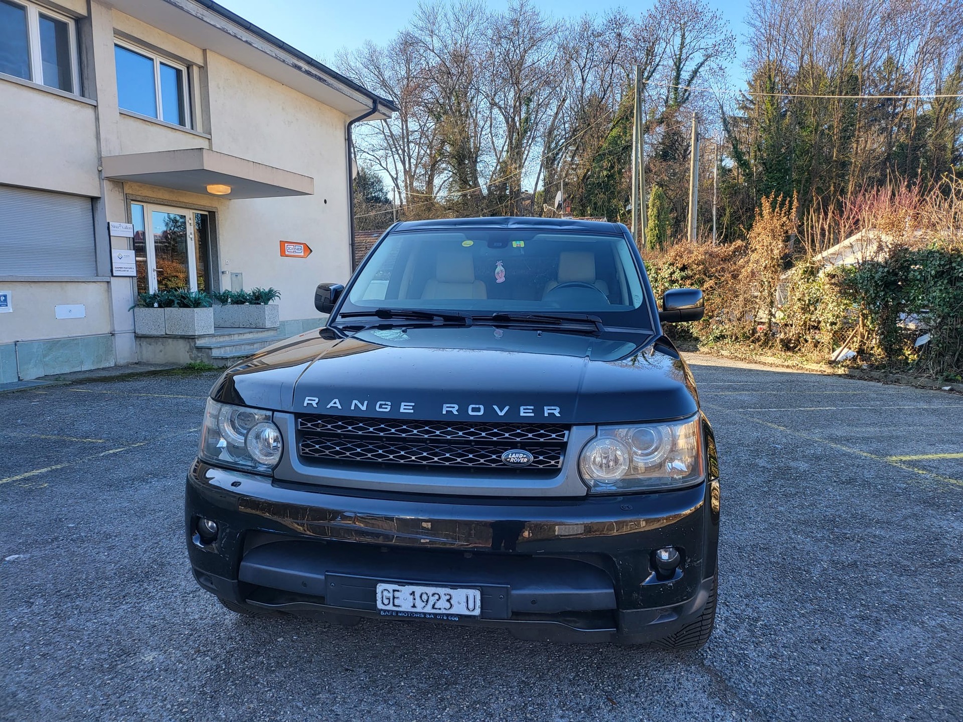 LAND ROVER Range Rover Sport 3.0 TDV6 Autobiography Automatic-image-6