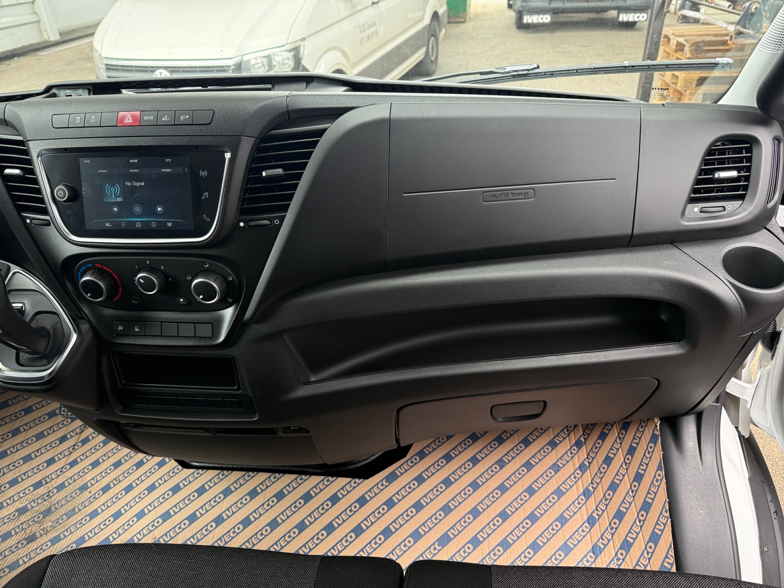 IVECO 35C18HA8V-image-10