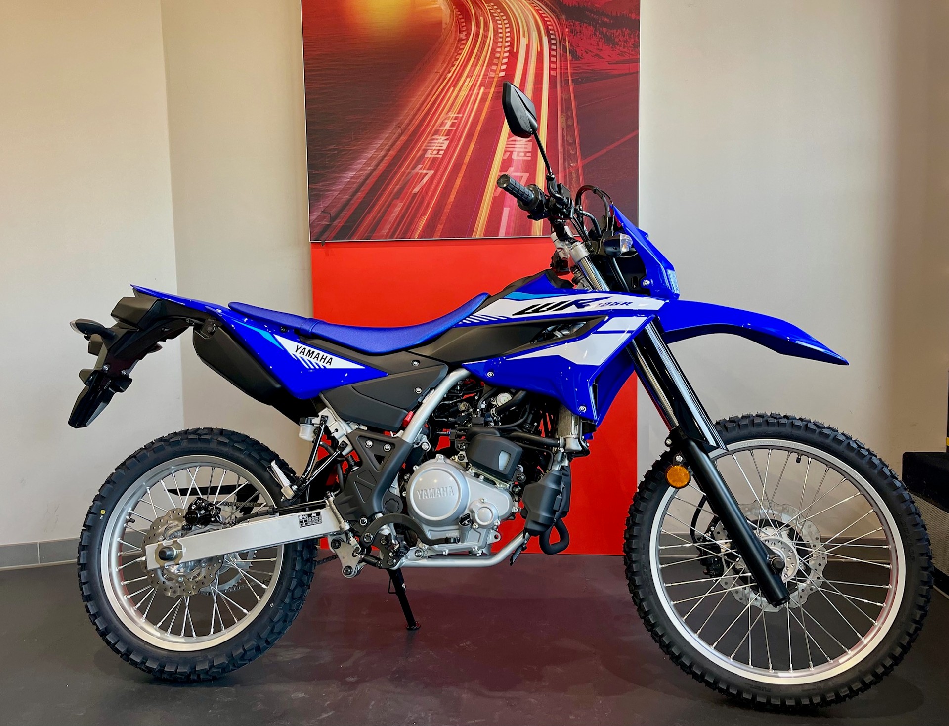 YAMAHA WR125R-image-4
