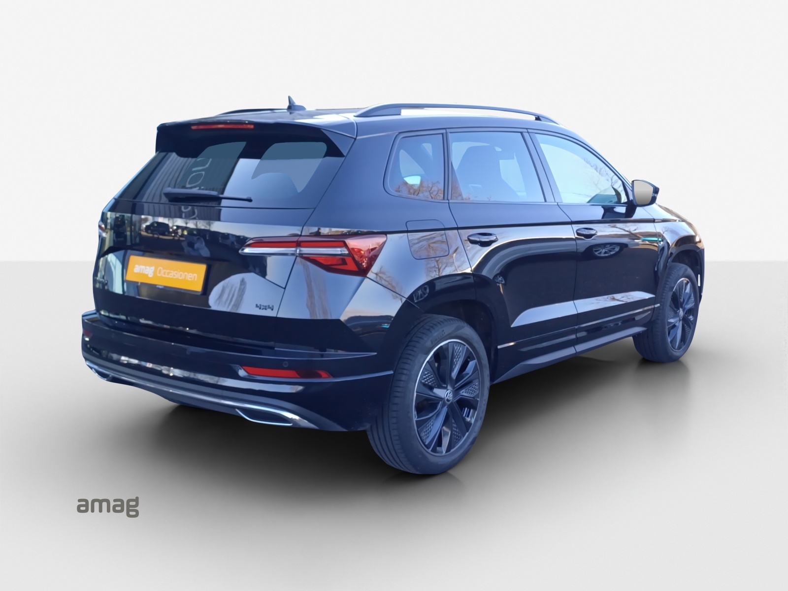 SKODA Karoq 2.0 TSI SportLine 4x4 DSG-image-4