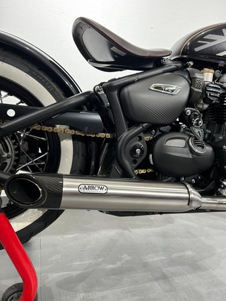 TRIUMPH Bonneville 1200 Bobber (Limited Edition)-image-9