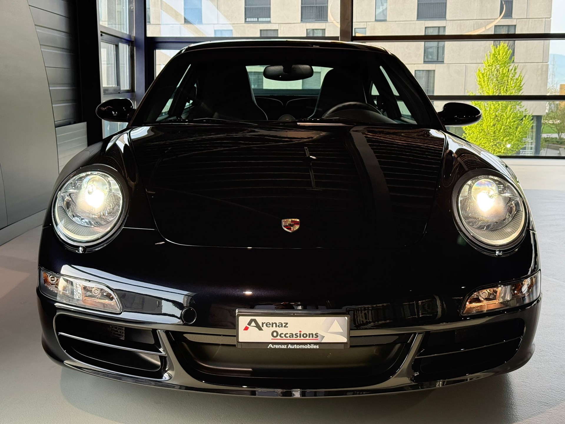 PORSCHE 911 Carrera 4S-showroom-element-3