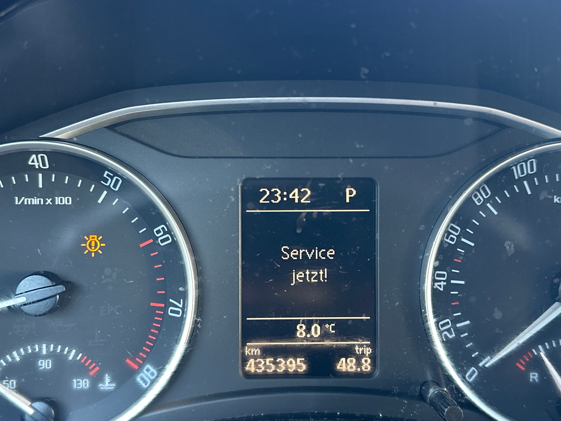 SKODA Octavia Combi 1.4 TSI Family DSG-image-15