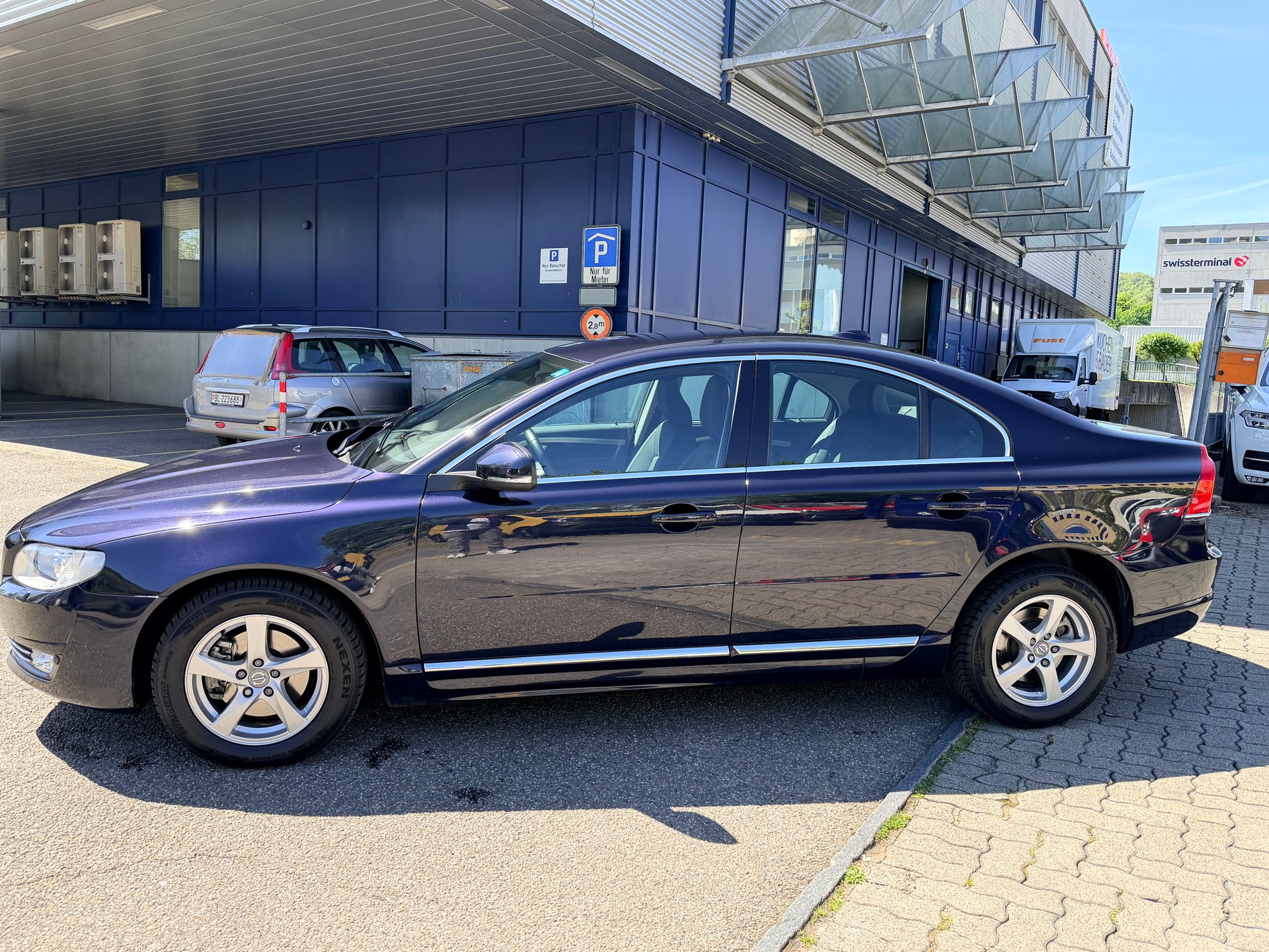 VOLVO S80 T4 Momentum Powershift-image-4