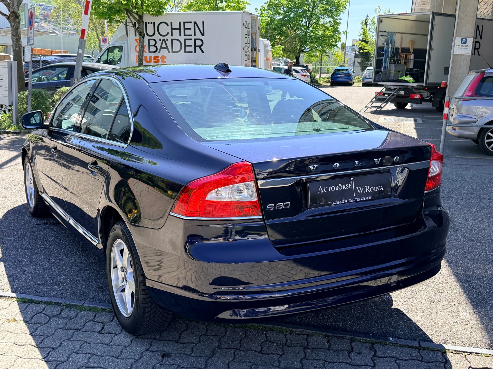 VOLVO S80 T4 Momentum Powershift-showroom-element-3