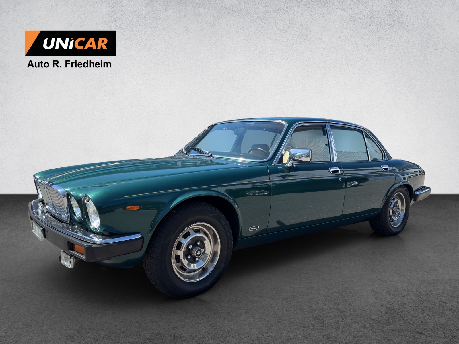 JAGUAR XJ6 4.2 Swiss-showroom-element-2