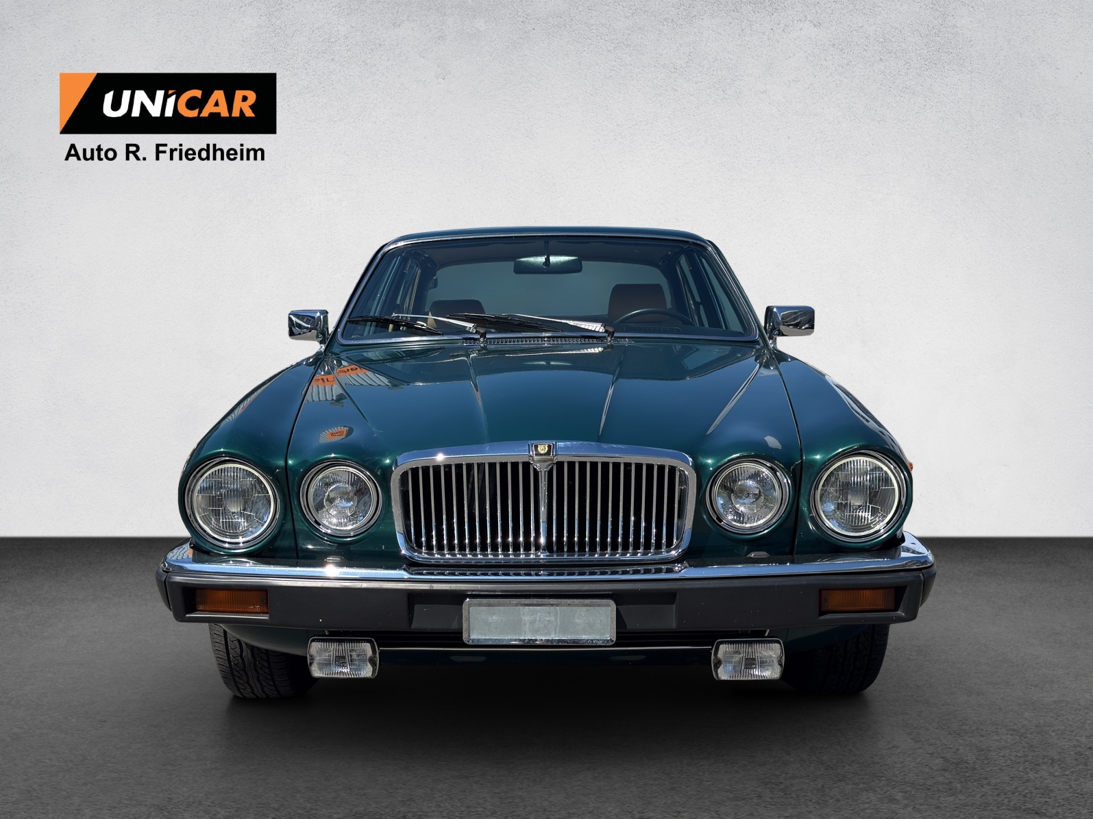 JAGUAR XJ6 4.2 Swiss-showroom-element-1
