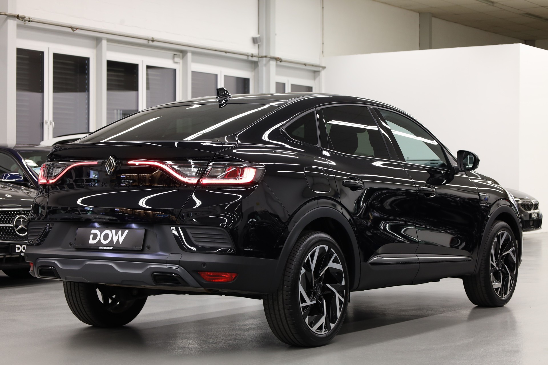 RENAULT Arkana 1.6 E-Tech esprit Alpine-showroom-element-2