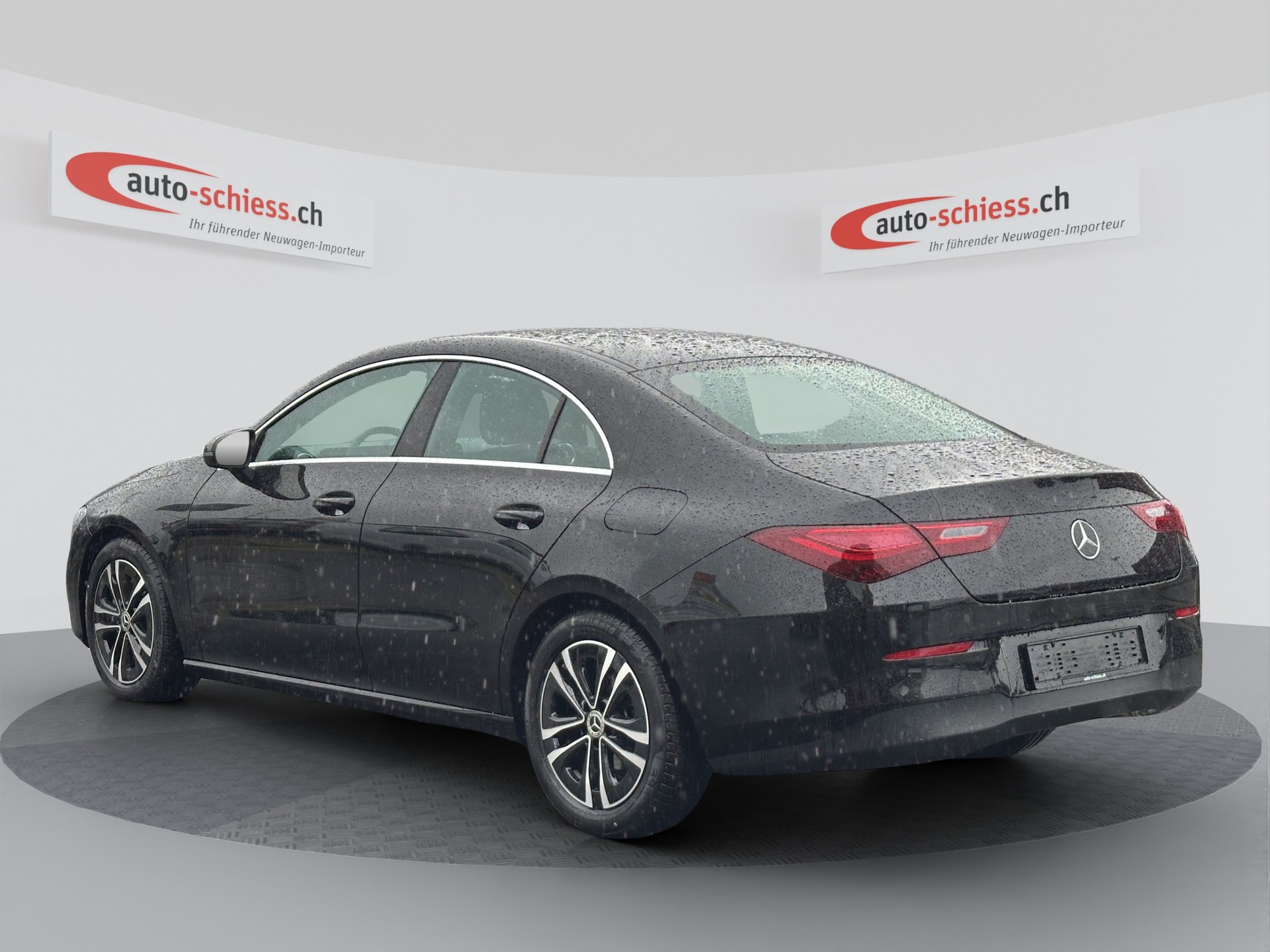 MERCEDES-BENZ CLA 180 7G-DCT-showroom-element-2