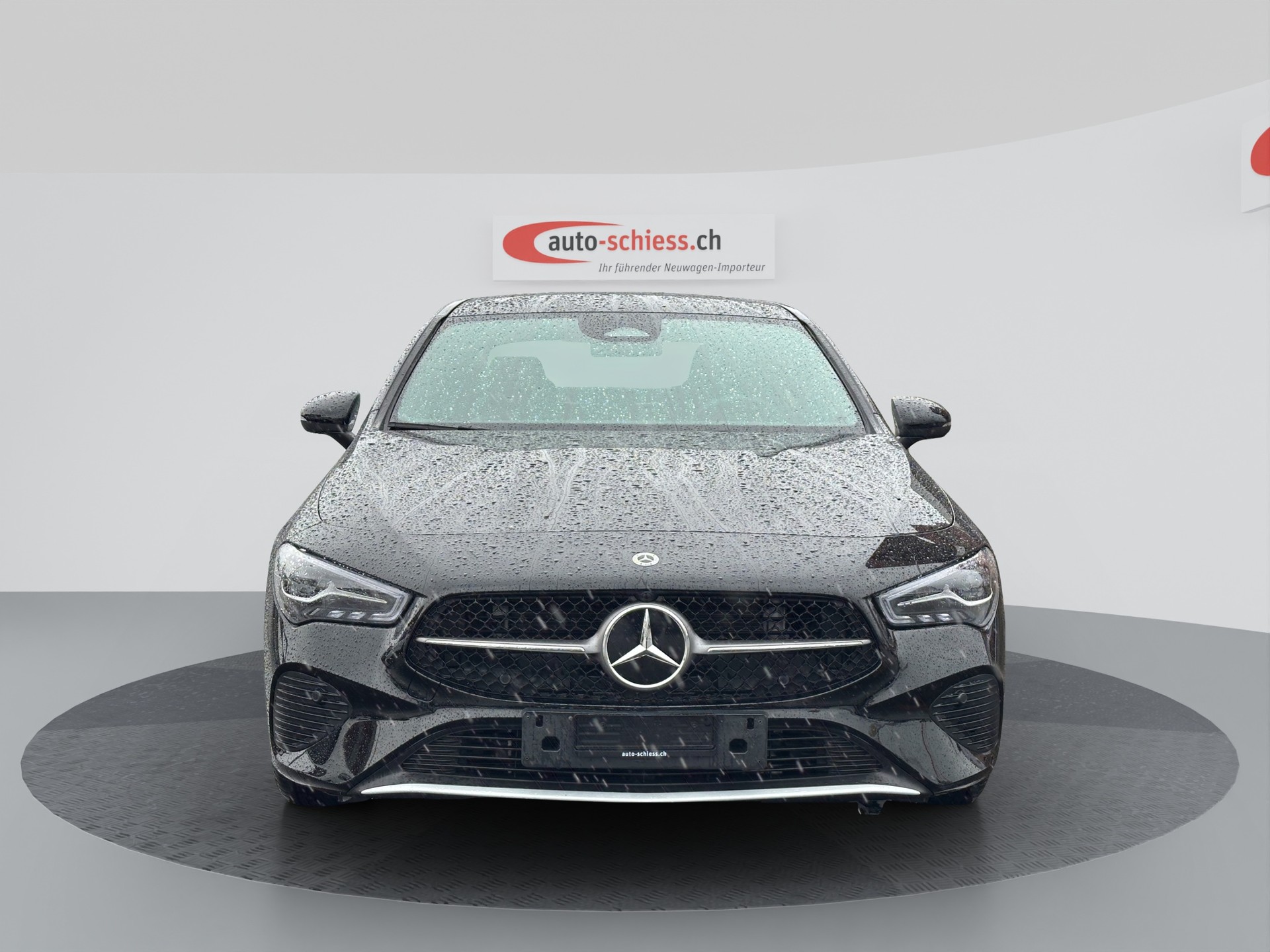 MERCEDES-BENZ CLA 180 7G-DCT-showroom-element-1