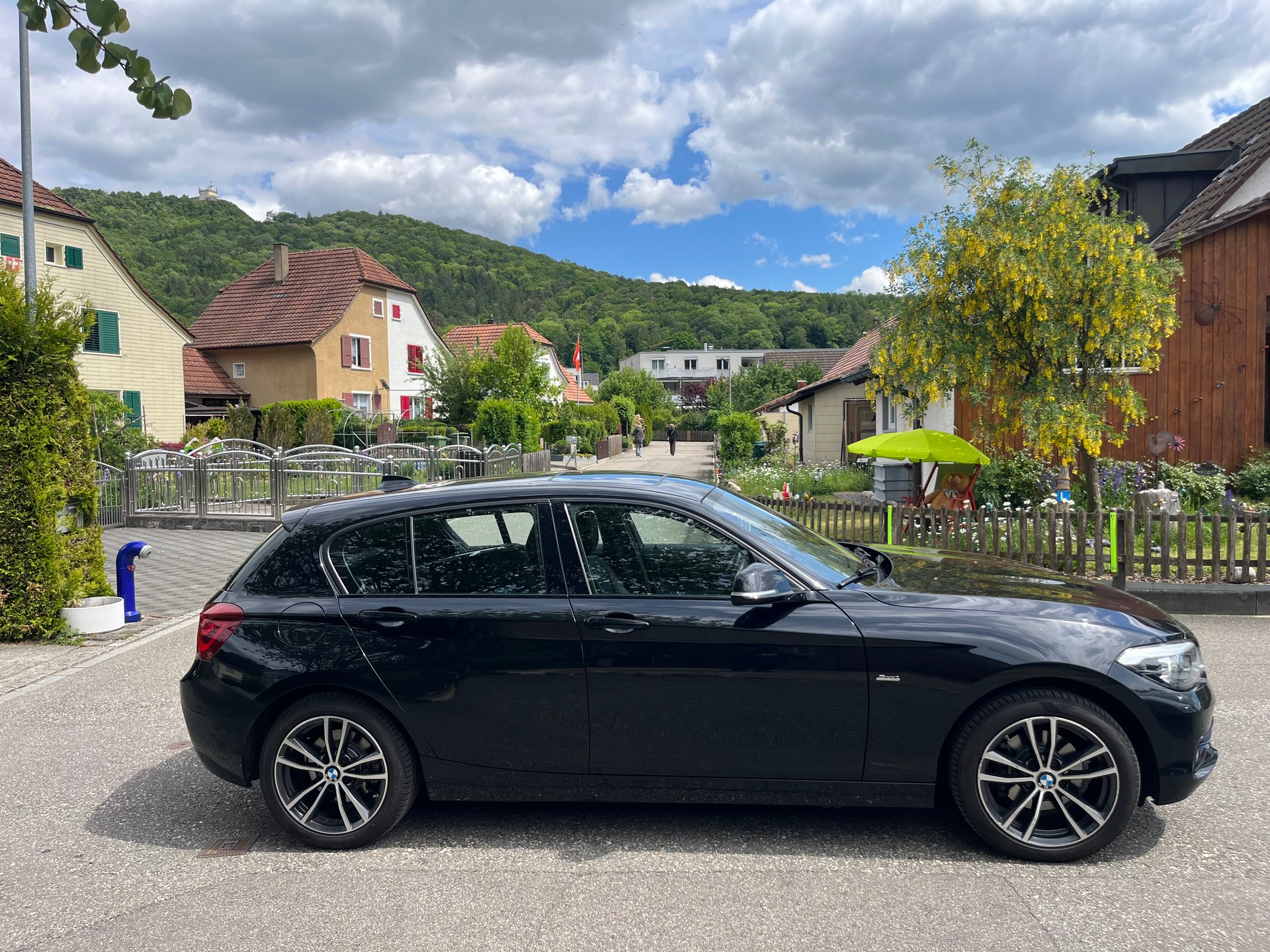 BMW 120i Edition Sport Line-image-5