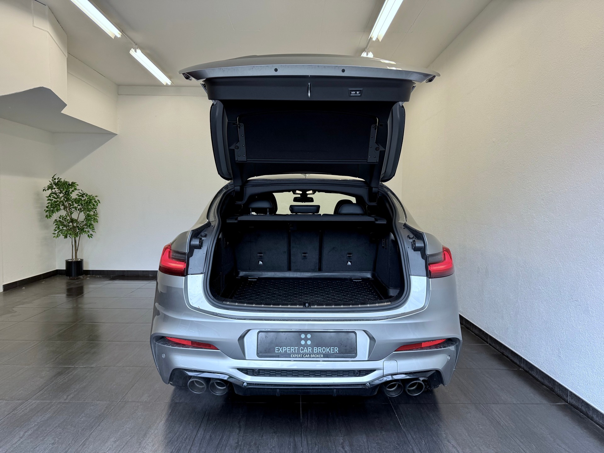 BMW X4M Steptronic-image-13