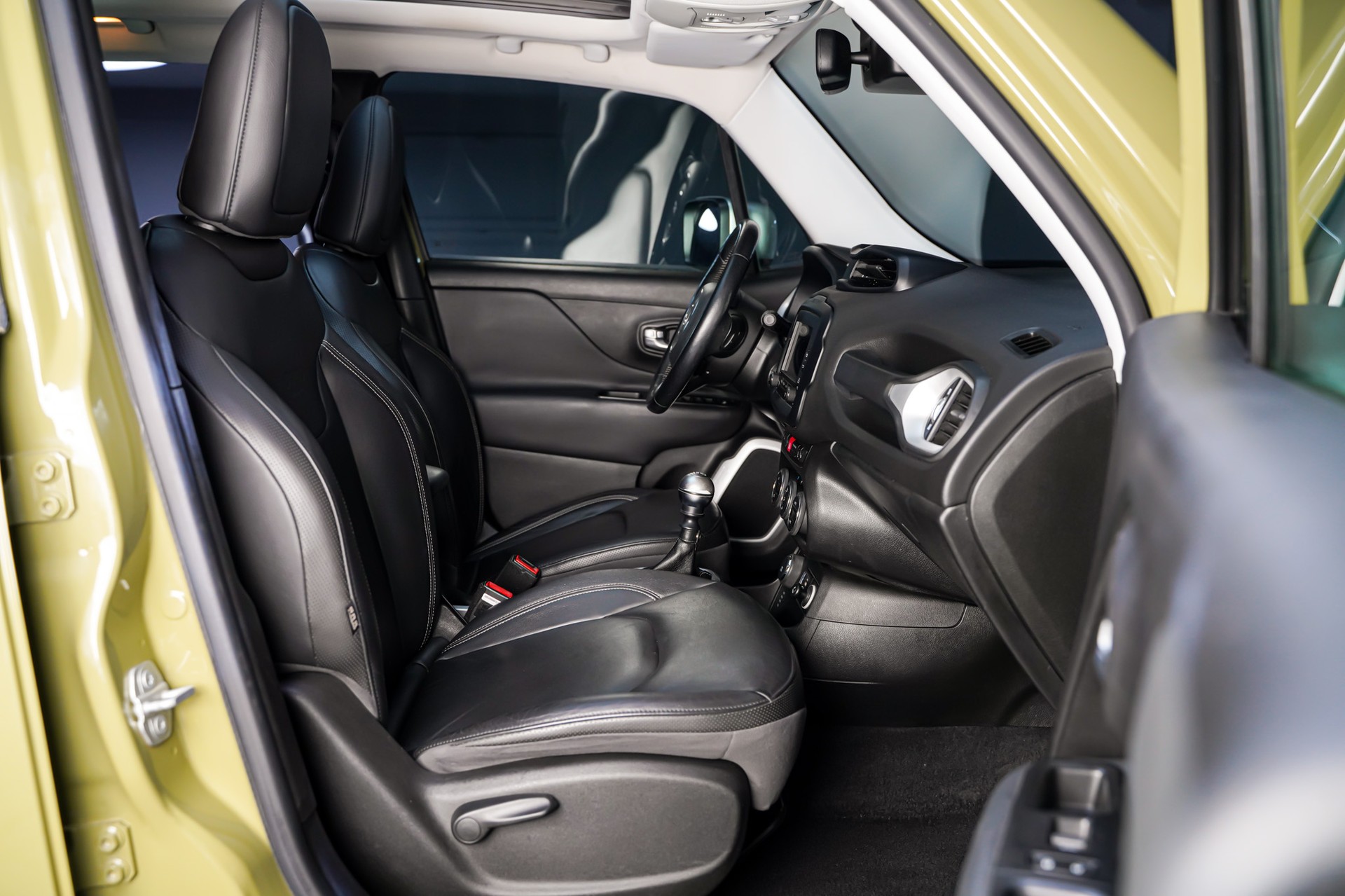 JEEP Renegade 2.0 CRD Limited AWD-image-16
