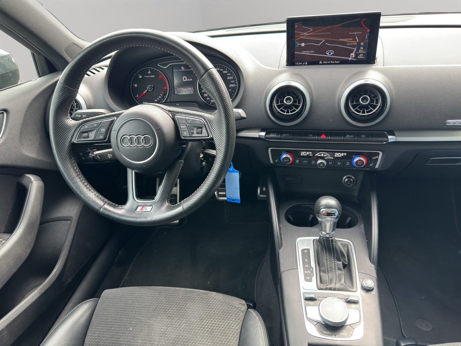 AUDI A3 Sportback 40 TDI Sport quattro S-tronic-image-10