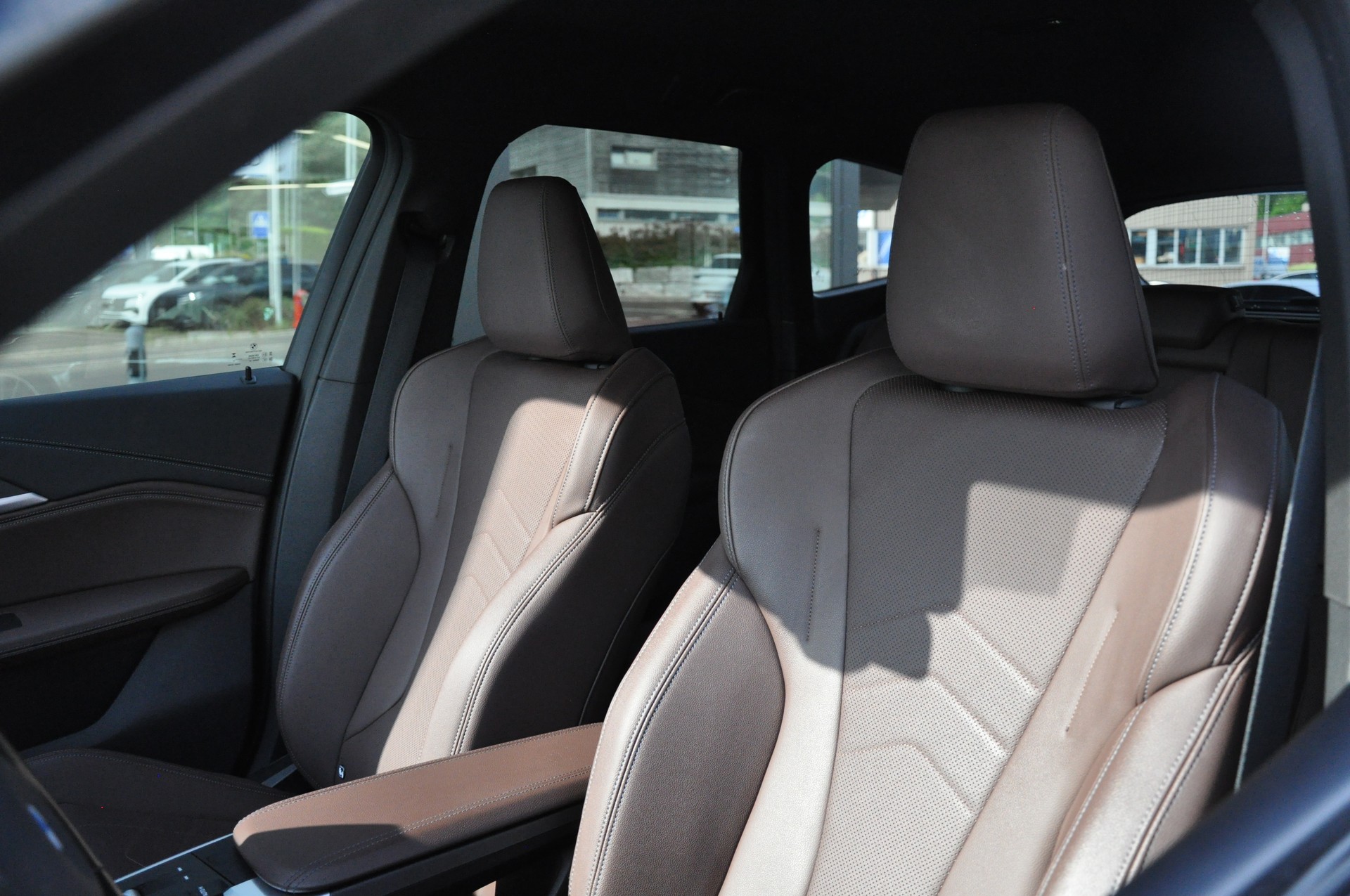 BMW X1 xDrive 23d 48V M Sport-image-15