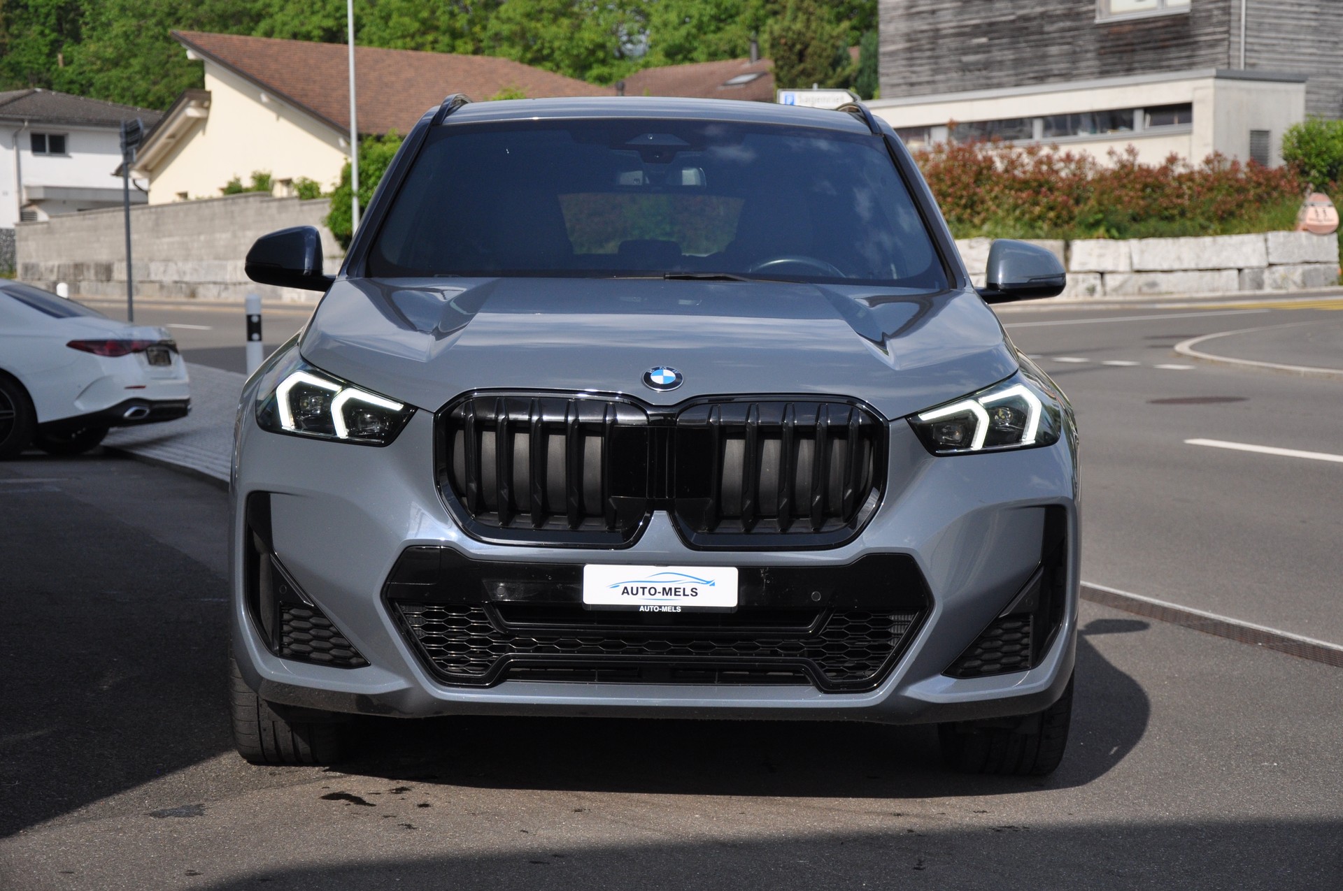 BMW X1 xDrive 23d 48V M Sport-image-11