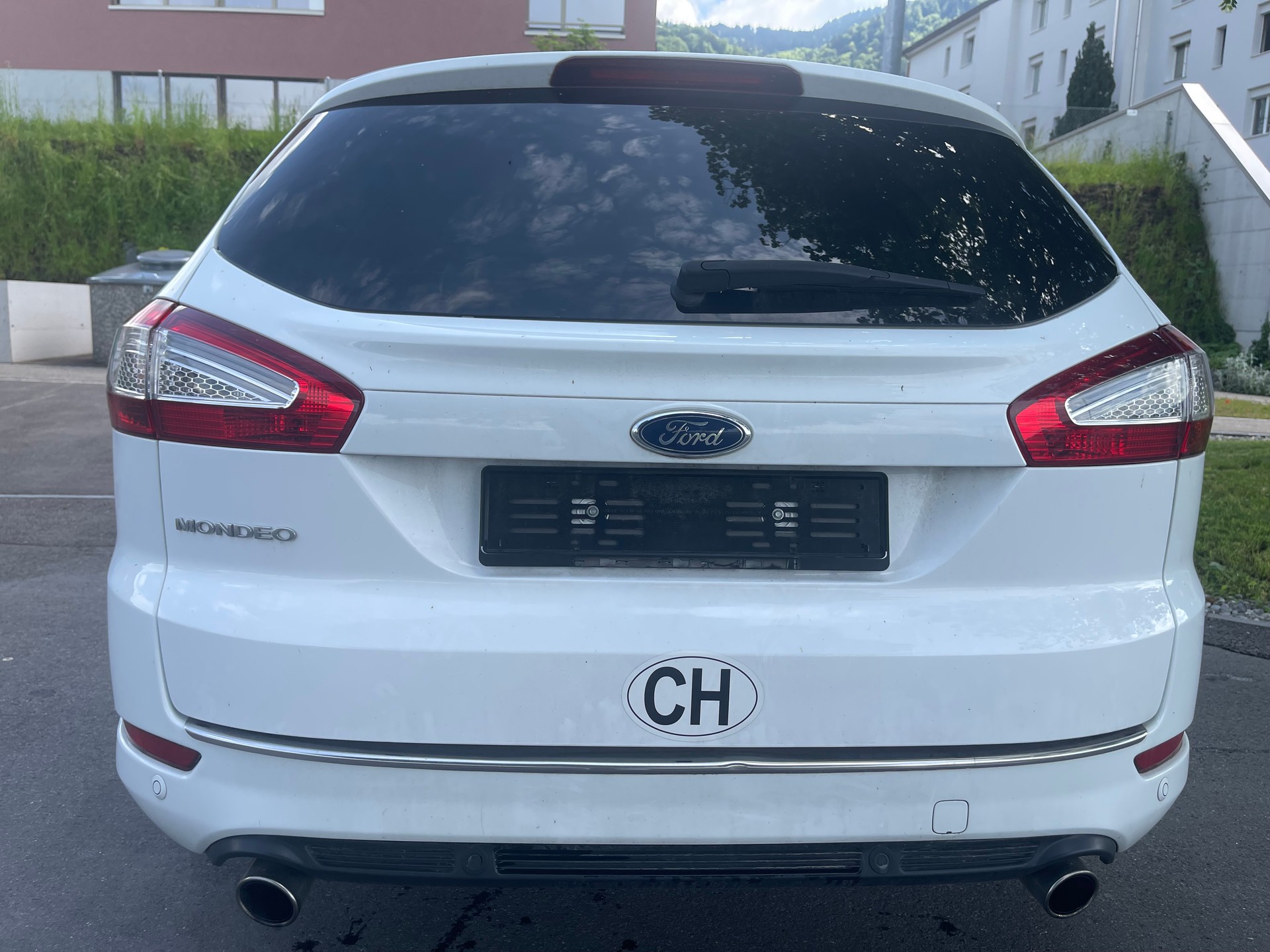 FORD Mondeo 2.0 EcoBoost SCTi Titanium PowerShift-image-4