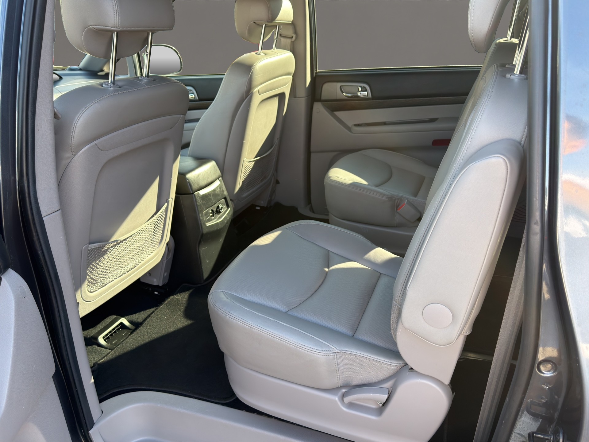 KGM-SsangYong Rodius SV220 e-XDi Crystal Plus Edition 2WD * Frisch Ab MFK & Frisch Ab Service *-image-10