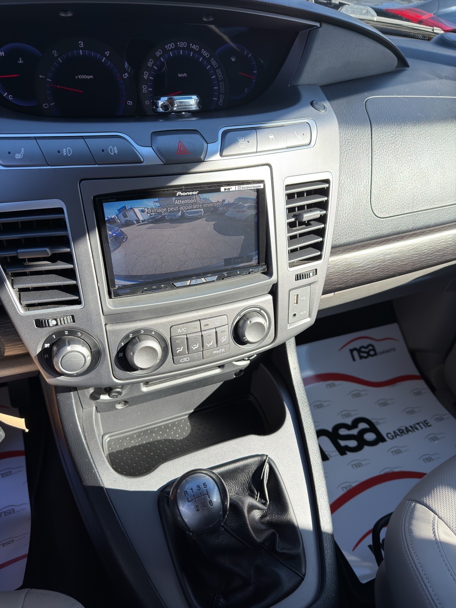 KGM-SsangYong Rodius SV220 e-XDi Crystal Plus Edition 2WD * Frisch Ab MFK & Frisch Ab Service *-image-12
