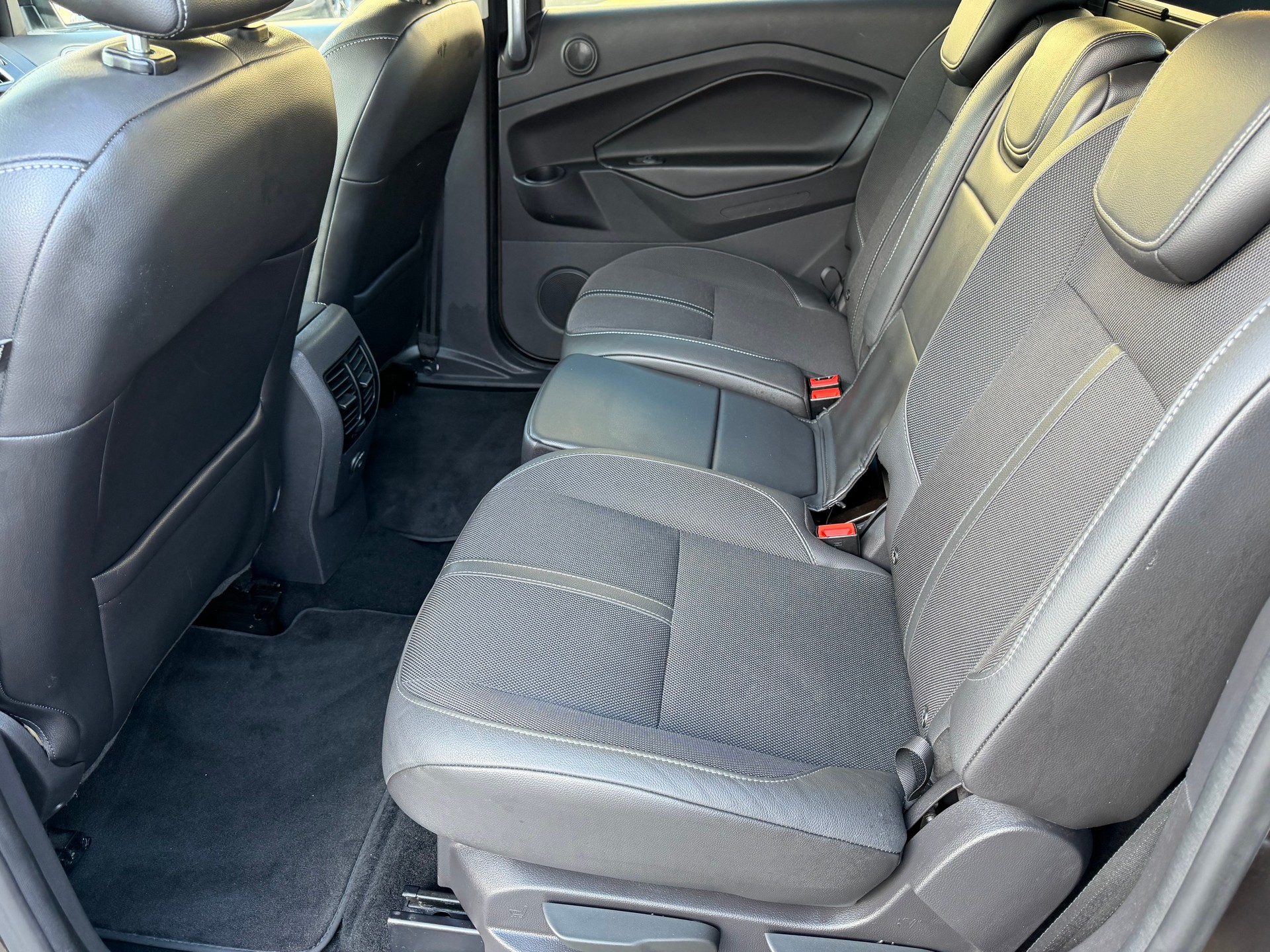 FORD GrC-Max 2.0 TDCi Titanium PowerShift Automat-image-9