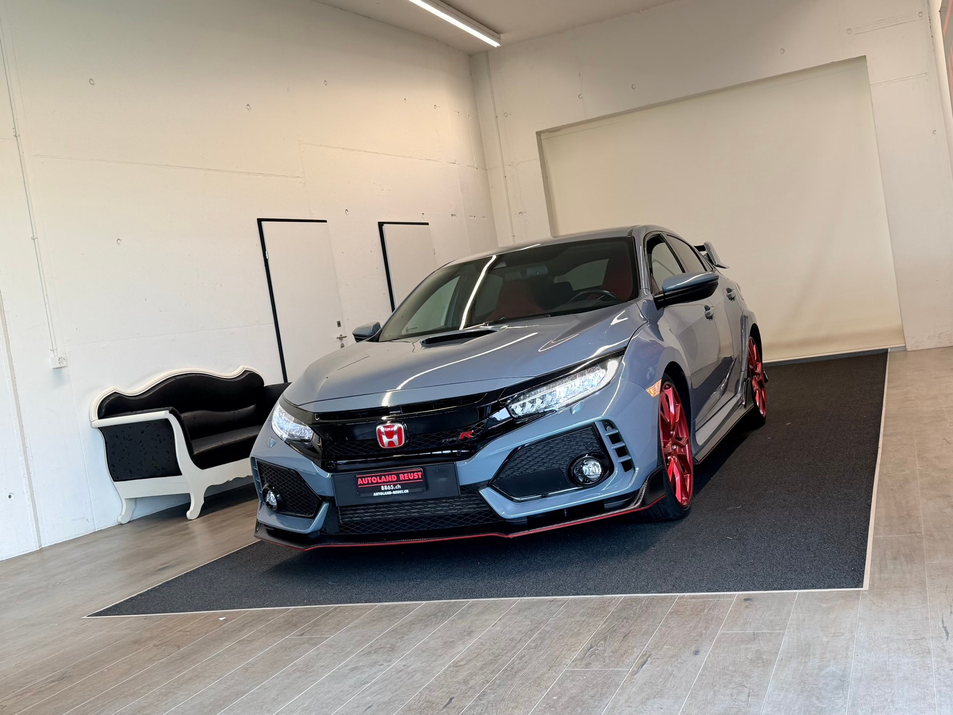HONDA Civic 2.0 i-VTEC Type R-showroom-element-2