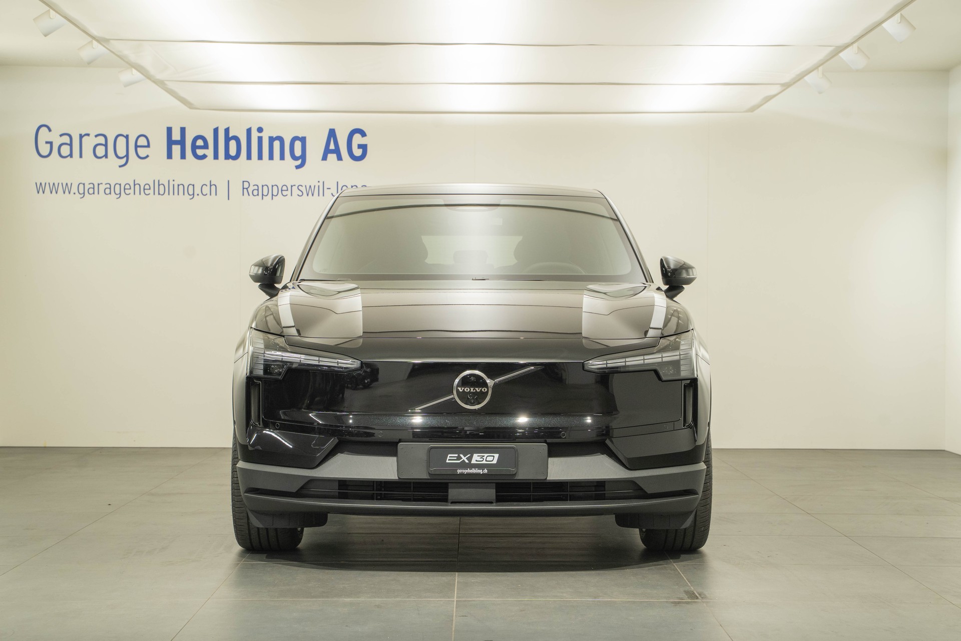 VOLVO EX30 E60 Twin Ultra Performance AWD-showroom-element-1