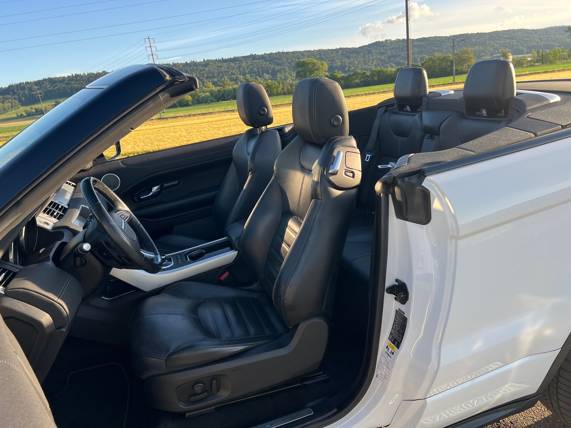 LAND ROVER Range Rover Evoque- 360°-Kamera- Conver. 2.0 TD4 HSE Dynamic AT9-image-29