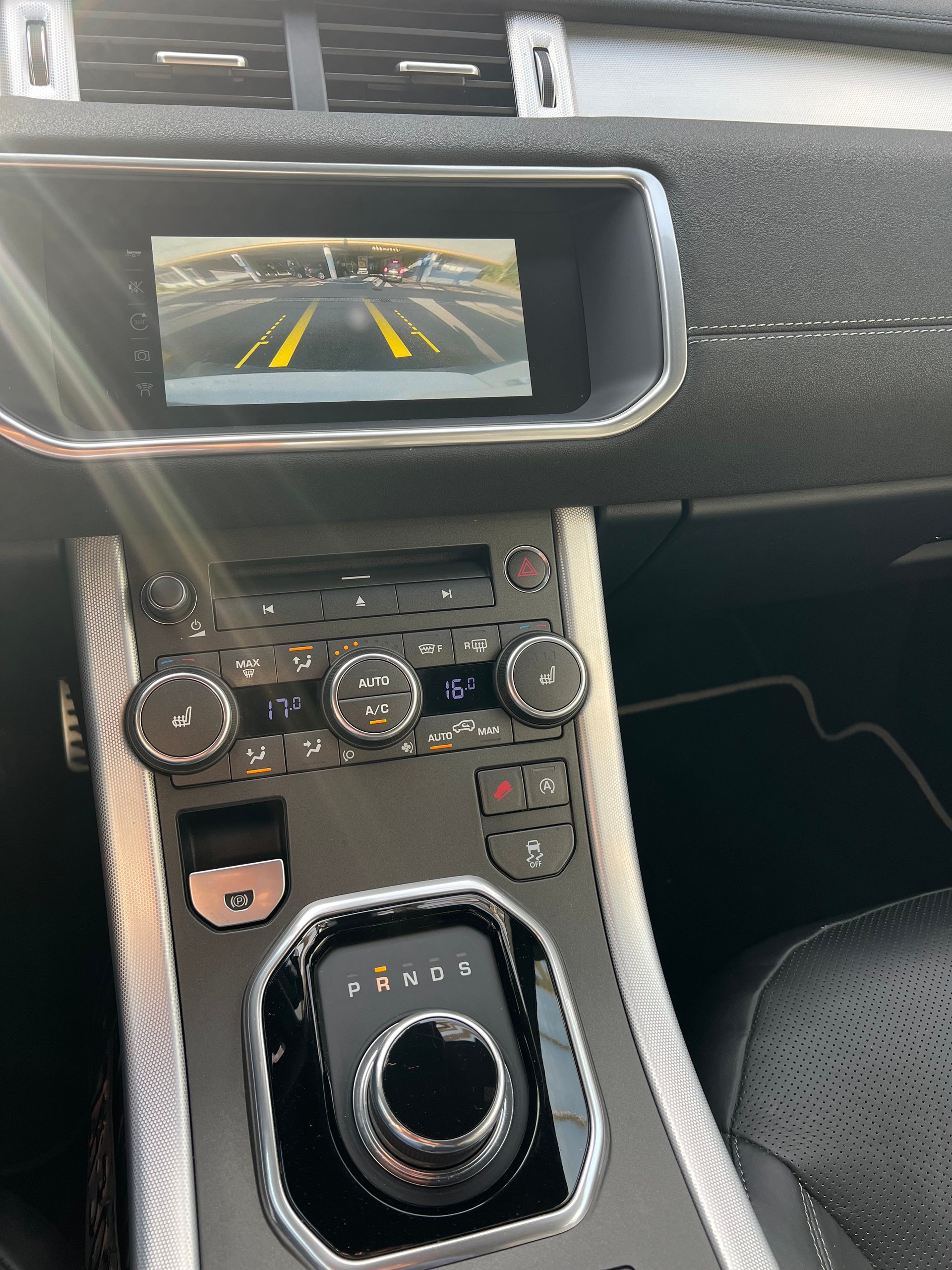 LAND ROVER Range Rover Evoque- 360°-Kamera- Conver. 2.0 TD4 HSE Dynamic AT9-image-25